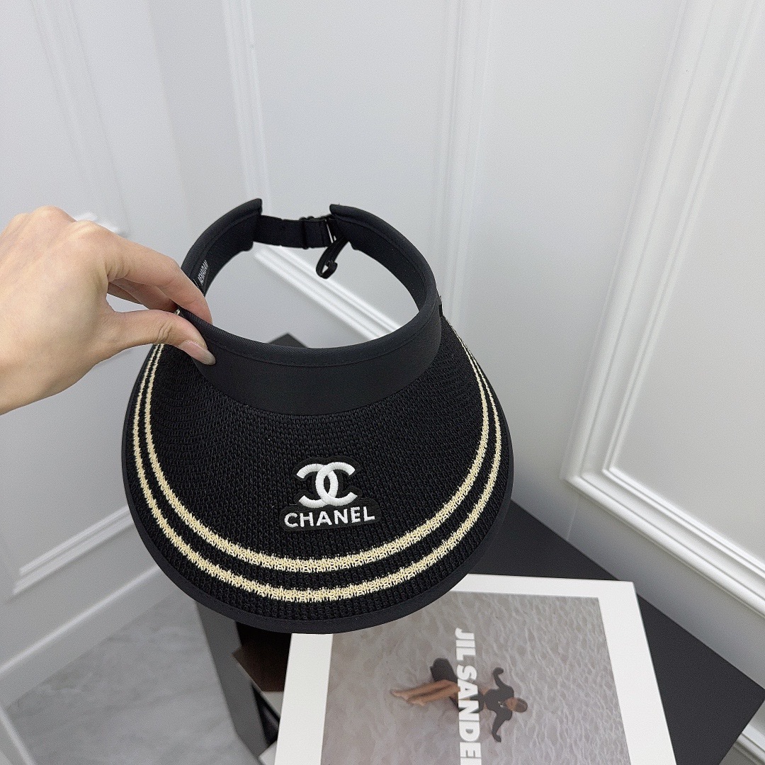NO:195380,Running volume Chanel's new summer sky-top sun hat, UV-proof inner design, one that can be worn on a daily basis on the beach!  Hat fisherman hat baseball hat knit hat, hat, chanel, espadrilles, hats19860909跑量 香奈儿夏季新款空顶遮阳帽 防紫外线内里设计,沙滩日常都能戴的一款！帽子渔夫帽棒球帽针织帽,帽子,chanel,espadrilles,hats,hat