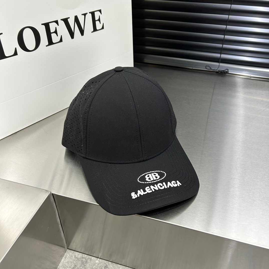 NO:195411,Running volume Balencia~ New spring and summer baseball cap New technology fabric, quick-drying pure cotton baseball cap Light and breathable, the first choice for summer baseball cap Korean color, good-looking!  Hat fisherman hat baseball hat knit hat, hat, balenciaga, espadrilles,hats19860909跑量 Balencia～春夏新款棒球帽 新科技面料,速干纯棉棒球帽 轻薄透气,夏季首选棒球帽 韩版色调,好看！帽子渔夫帽棒球帽针织帽,帽子,balenciaga,espadrilles,hats,hat