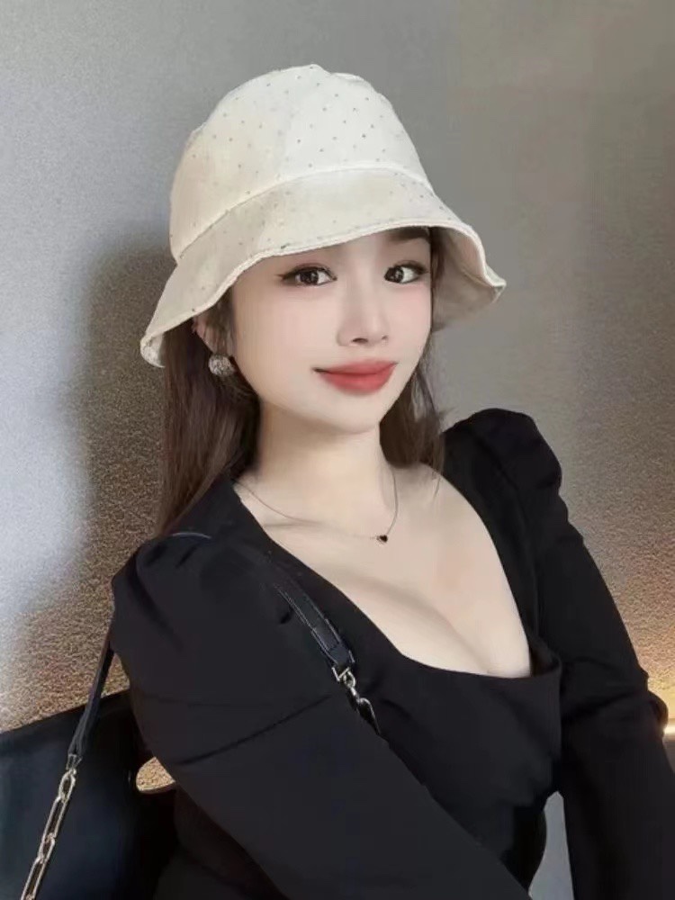 NO:195422,Running volume Xiaoxiang's new Star Flash Diamond Fisherman's Hat The Best of the Year, Very Beautiful!  Hat fisherman hat baseball hat knit hat, hat, espadrilles,hats19860909跑量 小香新款满天星闪钻渔夫帽 本年度最佳 巨好看！帽子渔夫帽棒球帽针织帽,帽子,espadrilles,hats,hat