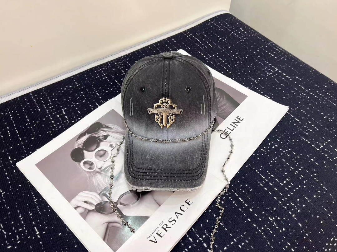 NO:195722,Running volume Crowxin's new ripped wash cotton baseball cap, personalized and fashionable style, casual and cool feeling, the same style for men and women!  Material: Cotton Head circumference: 56-58cm hat Fisherman hat Baseball hat Knitted hat, hat, chrome hearts, espadrilles, hats19860909跑量 克罗心新款破洞洗水棉布棒球帽,个性时尚款 休闲带点酷酷的感觉,男女同款！ 材质:棉 头围:56-58cm均可帽子渔夫帽棒球帽针织帽,帽子,chrome hearts,espadrilles,hats,hat