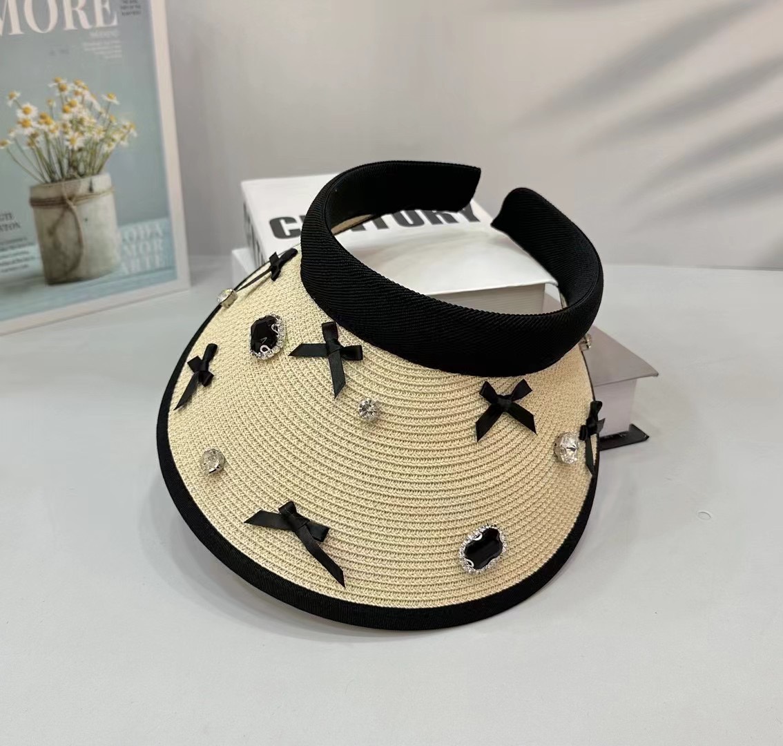 NO:195962,Running volume Miu~New straw weaving empty top hat This empty top hat is the sun protection!  Personally test the big head and round face, it looks good but not a head short!  Hat fisherman hat baseball hat knit hat, hat, miumiu, espadrilles, espadrilles, hats19860909跑量 Miu～新款草编空顶帽 这款空顶帽就是防晒绝绝子！亲测大头圆脸戴 好看不勒头！帽子渔夫帽棒球帽针织帽,帽子,miumiu,espadrilles,espadrilles,hats,hat