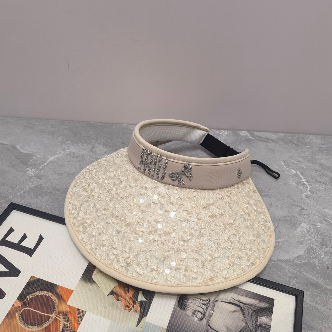NO:196511,Running volume Miu~New sequin empty top hat Summer sunshade shell empty top hat, widened brim 180° full face sun protection High-efficiency sunshade, small face style, big head baby, safe to buy Head circumference: 56-60cm can be worn with hats, fisherman hat baseball hat, knit hat, miumiu, espadrilles, hats19860909跑量 Miu～新款亮片空顶帽 夏日遮阳贝壳空顶帽,大檐加宽180°全脸防晒 高效遮阳,显脸小的款式 大头宝宝放心入手 头围:56-60cm均可佩戴帽子渔夫帽棒球帽针织帽,帽子,miumiu,espadrilles,hats,hat