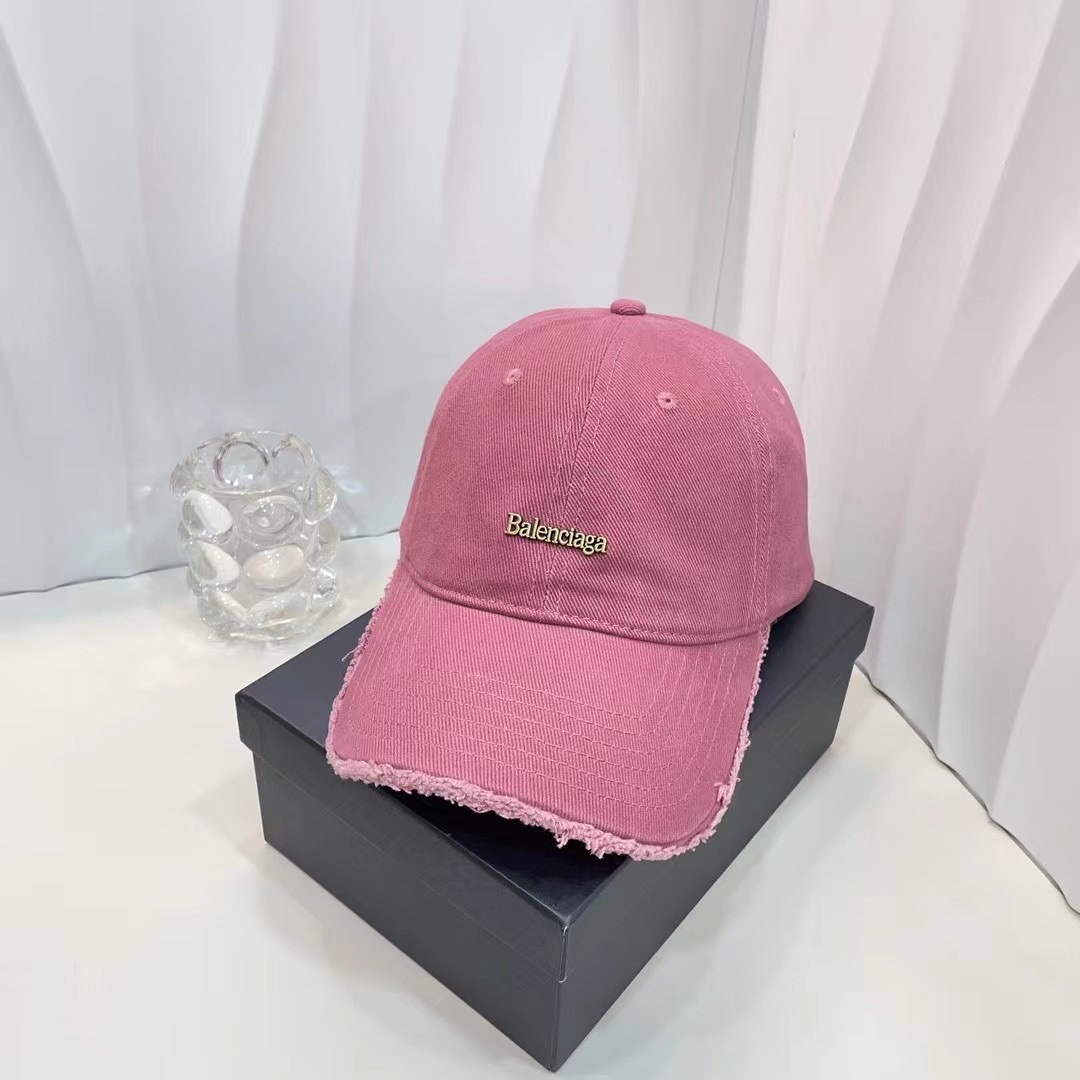 NO:196884,Running volume Balencia~New style of loose beard baseball cap This baseball cap is really versatile and out of date, and the cost-effectiveness is also very beautiful, so beautiful that it counterattack~Hat Fisherman's hat Baseball cap Knitted hat, hat, balenciaga, espadrilles, hats19860909跑量 Balencia～新款散须棒球帽 这款棒球帽真的百搭不过时,性价比也很高,美到逆袭～帽子渔夫帽棒球帽针织帽,帽子,balenciaga,espadrilles,hats,hat