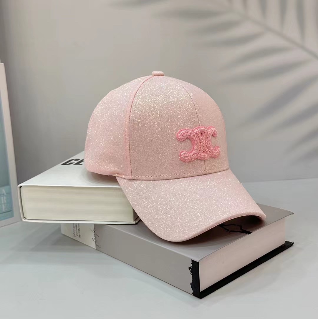 NO:196887,Running Celin~New Arc de Triomphe baseball cap Glittery, very exquisite one hat Hat Fisherman's hat Baseball cap Knit hat, hat, celine, espadrilles, hats19860909跑量 Celin～新款凯旋门棒球帽 亮闪闪的,很精致的一个帽子帽子渔夫帽棒球帽针织帽,帽子,celine,espadrilles,hats,hat