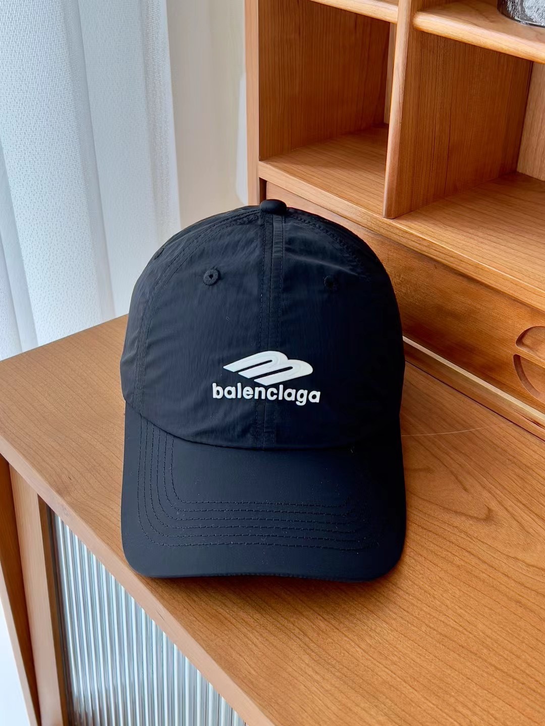 NO:196890,Running volume: New baseball caps in Paris spring and summer, new technology fabric, quick-drying pure cotton baseball cap, thin and breathable, the first choice for summer baseball cap, Korean color, good-looking!  Hat fisherman hat baseball hat knit hat, hat, espadrilles,hats19860909跑量 巴黎春夏新款棒球帽 新科技面料,速干纯棉棒球帽 轻薄透气,夏季首选棒球帽 韩版色调,好看！帽子渔夫帽棒球帽针织帽,帽子,espadrilles,hats,hat