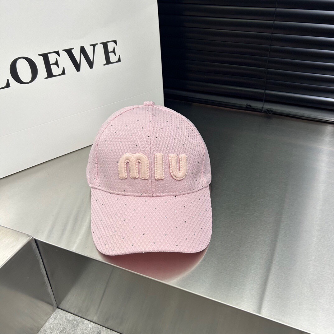 NO:197823,Running volume Miu~New rhinestone bow four-season baseball cap High quality custom logo Material: cotton Head circumference: 56-58 All-can be hat Fisherman's hat Baseball cap Knit hat, hat, miumiu, espadrilles, hats19860909跑量 Miu～新款水钻蝴蝶结四季棒球帽 高品质定制logo 材质:棉 头围:56-58均可帽子渔夫帽棒球帽针织帽,帽子,miumiu,espadrilles,hats,hat