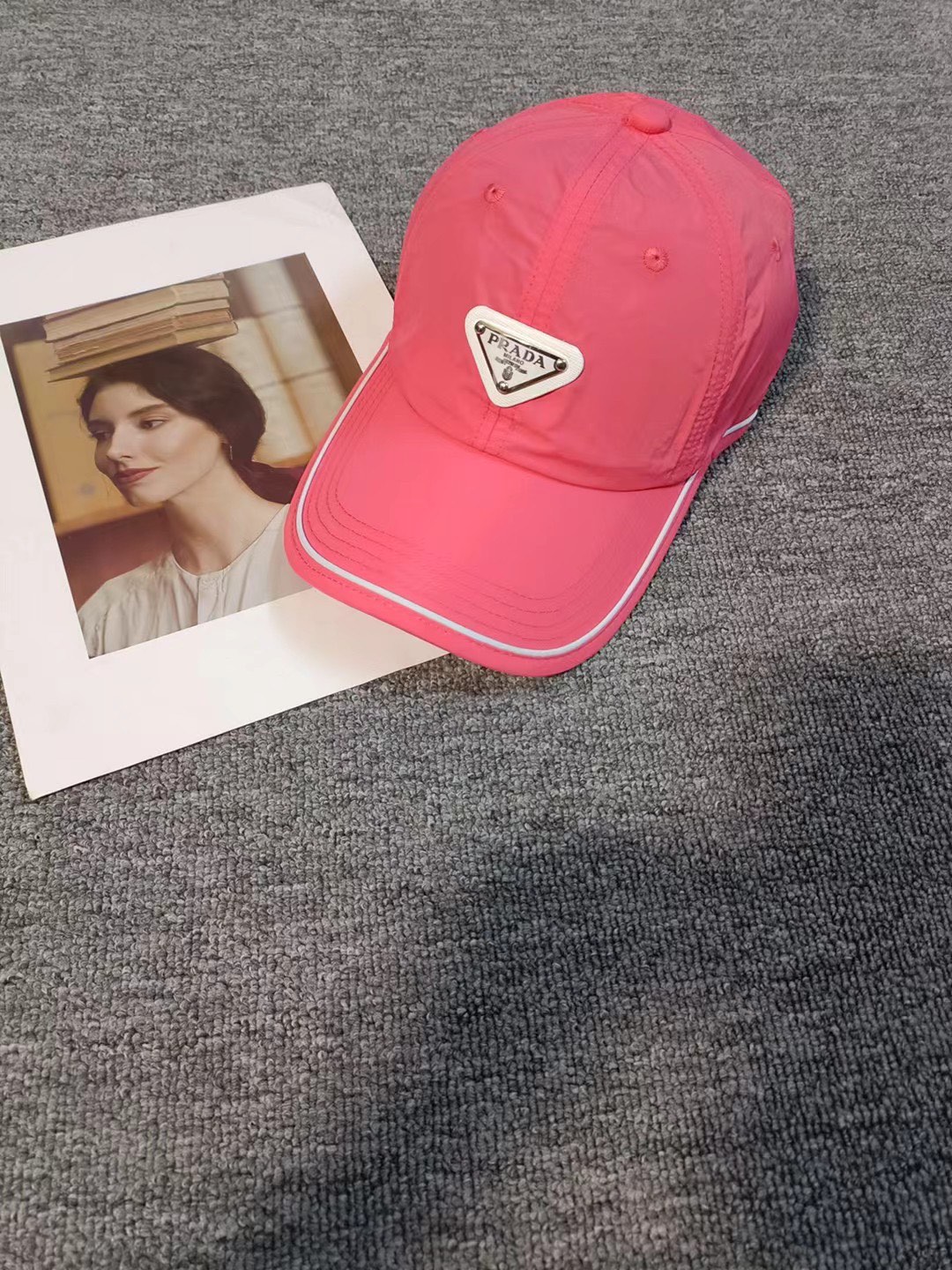 NO:198260,Running volume Prad~ New spring and summer baseball cap New technology fabric, quick-drying pure cotton baseball cap Light and breathable, the first choice for summer baseball cap Korean color, good-looking!  Hat fisherman hat baseball hat knit hat, hat, prada, espadrilles, hats19860909跑量 Prad～春夏新款棒球帽 新科技面料,速干纯棉棒球帽 轻薄透气,夏季首选棒球帽 韩版色调,好看！帽子渔夫帽棒球帽针织帽,帽子,prada,espadrilles,hats,hat