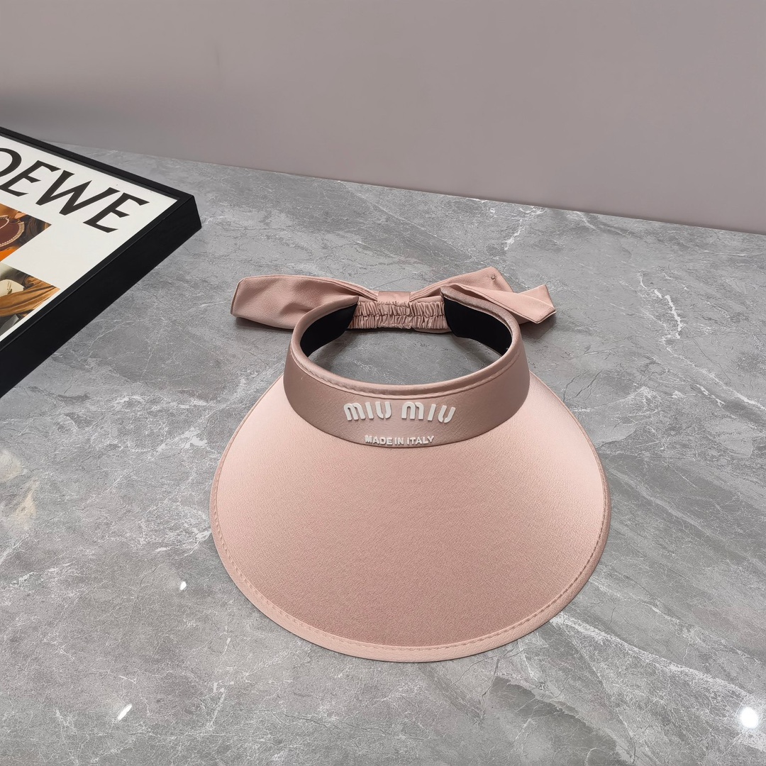 NO:198297,Running volume Miu~New satin bow-shaped hat, high-end feeling that comes to your face, satin summer style!  Hat fisherman hat baseball hat knit hat, hat, miumiu, espadrilles, hats19860909跑量 Miu～新款缎面蝴蝶结空顶帽 扑面而来的高级感 缎面夏季巨洋气！帽子渔夫帽棒球帽针织帽,帽子,miumiu,espadrilles,hats,hat