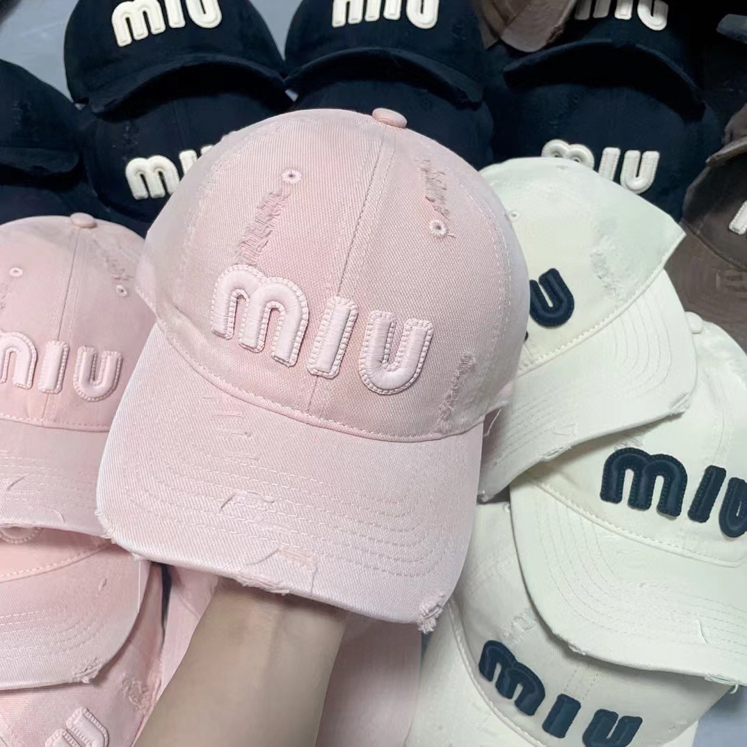 NO:199611,Miu~ Ripped Baseball Cap Treasure item!  Old and destructive embroidered baseball cap, super small face, big head and worry-free, really handsome~hat fisherman hat baseball hat knit hat, hat, miumiu, espadrilles, hats19860909Miu～破洞棒球帽 宝藏单品！做旧破坏刺绣鸭舌帽 超级显脸小 大头围无忧 真的有被帅到~帽子渔夫帽棒球帽针织帽,帽子,miumiu,espadrilles,hats,hat