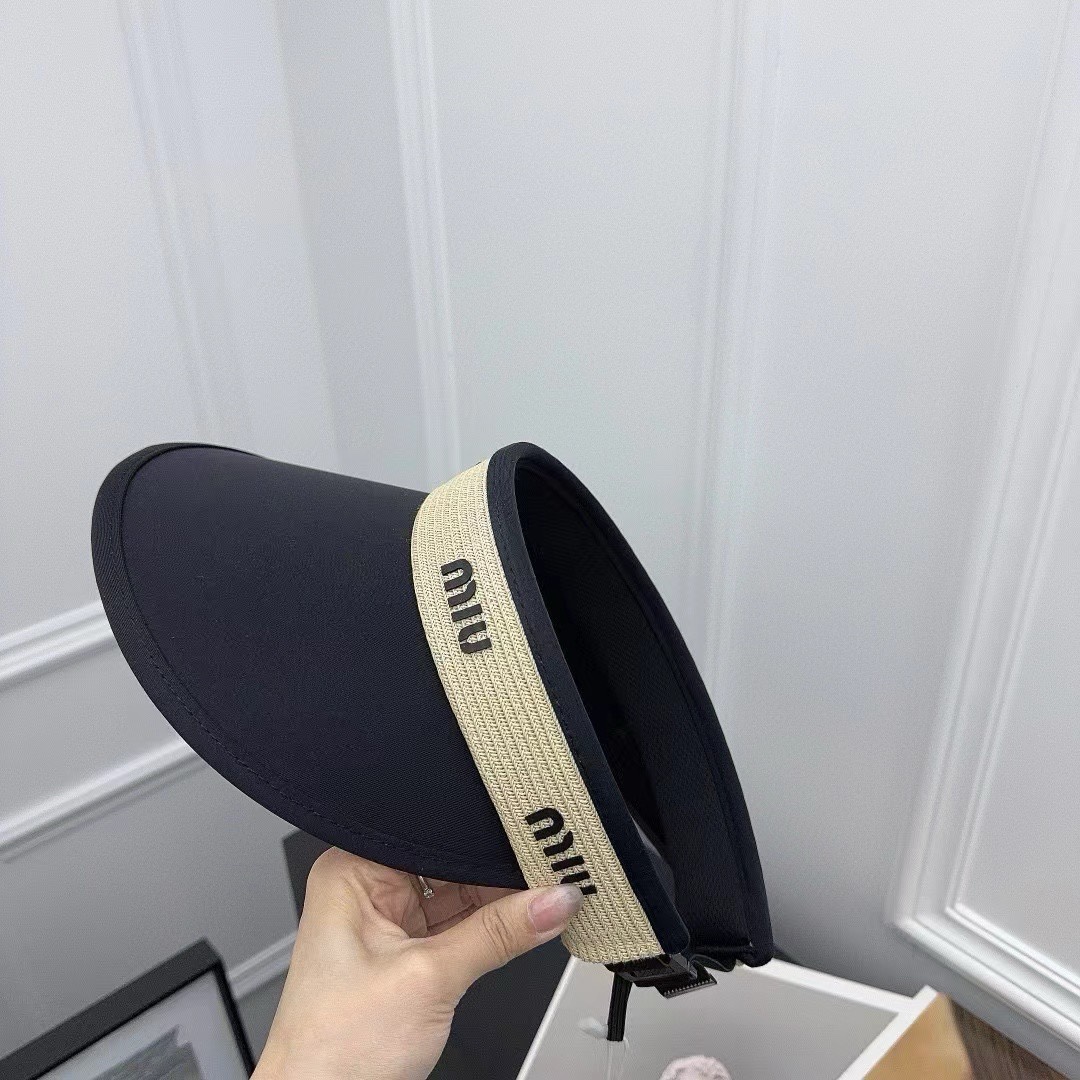 NO:199576,Running volume Miu~New spliced ​​empty top hat Must be in summer, sun protection and concave shape~Hat Fisherman's hat Baseball hat Knitted hat, hat, miumiu, espadrilles, hats19860909跑量 Miu～新款拼接空顶帽 夏季必入,遮阳防晒凹造型～帽子渔夫帽棒球帽针织帽,帽子,miumiu,espadrilles,hats,hat