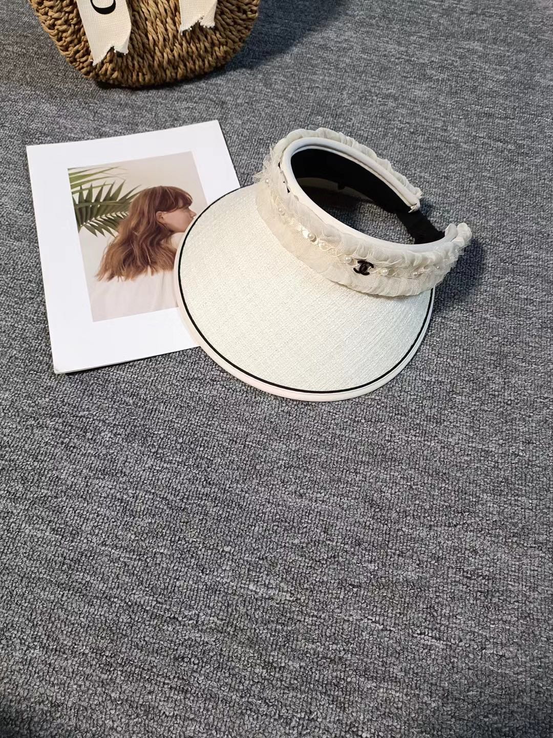 NO:199587,Running volume Xiaoxiang ~ Customized version of lace empty top New chiffon craft fabric Hat shape is so good, lace design Fairy-like hat Fisherman's hat Baseball hat Knitted hat, hat, espadrilles, hats19860909跑量 小香～定制版花边空顶 新款雪纺工艺面料 帽型太好啦,花边设计 仙气十足帽子渔夫帽棒球帽针织帽,帽子,espadrilles,hats,hat