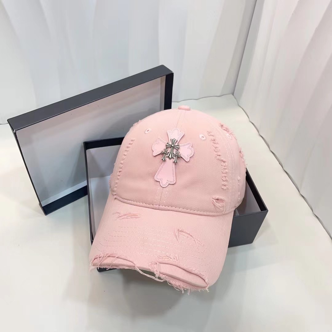 NO:200813,Running volume Crowxin's new ripped wash cotton baseball cap, personalized and fashionable style, casual and cool feeling, the same style for men and women!  Material: Cotton Head circumference: 56-58cm hat Fisherman hat Baseball hat Knitted hat, hat, chrome hearts, espadrilles, hats19860909跑量 克罗心新款破洞洗水棉布棒球帽,个性时尚款 休闲带点酷酷的感觉,男女同款！ 材质:棉 头围:56-58cm均可帽子渔夫帽棒球帽针织帽,帽子,chrome hearts,espadrilles,hats,hat