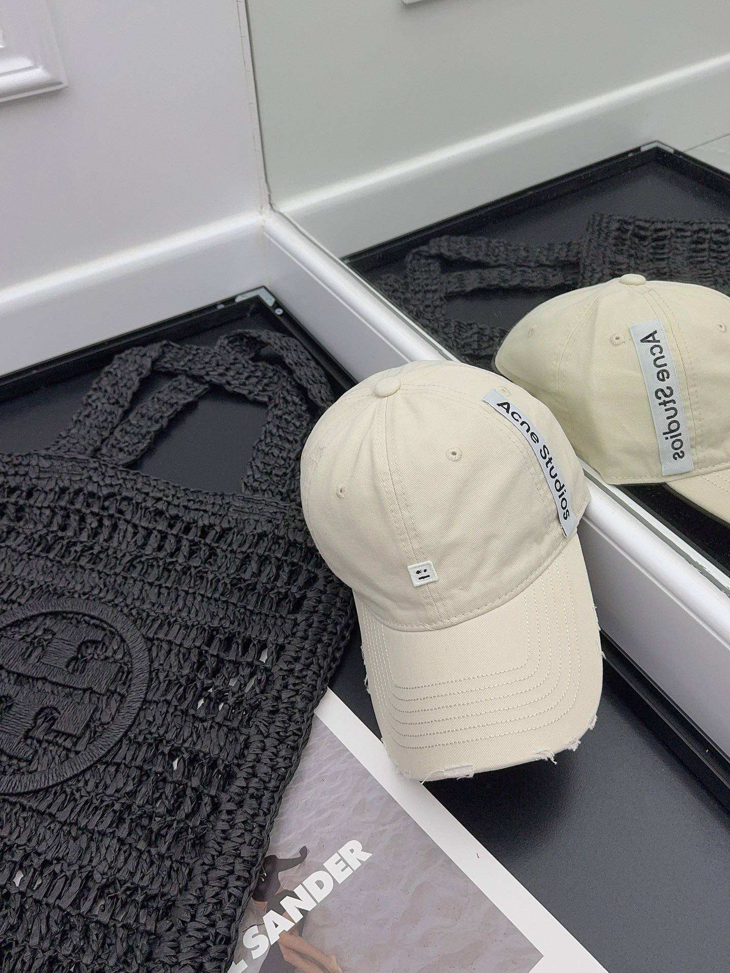 NO:200840,Running volume Acne new smiley baseball cap high quality custom logo Material: cotton Head circumference: 56-58 All-can be hat Fisherman's hat Baseball cap Knit hat, hat, acne studios, espadrilles, hats19860909跑量 Acne新款笑脸棒球帽 高品质定制logo 材质:棉 头围:56-58均可帽子渔夫帽棒球帽针织帽,帽子,acne studios,espadrilles,hats,hat