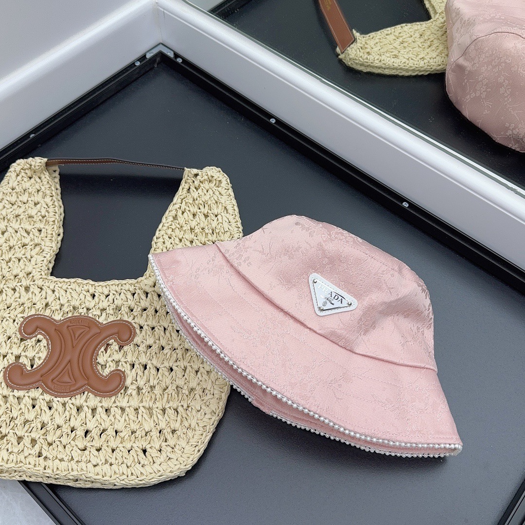 NO:200811,Running volume P home new fisherman hat heavy industry pearl model new Chinese style high-end feel!  Full of temperament!  Hat fisherman hat baseball hat knit hat, hat, espadrilles,hats19860909跑量 P家新款渔夫帽 重工珍珠款 新中式的高级感！气质十足！帽子渔夫帽棒球帽针织帽,帽子,espadrilles,hats,hat