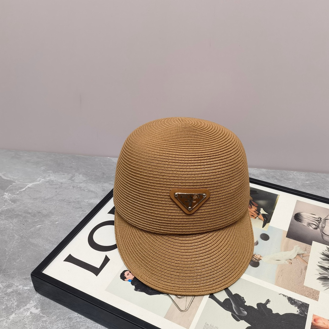 NO:200846,Running volume Prada spring and summer new thin braided grass knight hat, the hat has a sunshade rate of 90, ultra-fine ultraviolet rays, and a super-suitable style!  The little one who knows the goods will buy it!  Hat fisherman hat baseball hat knit hat, hat, prada, espadrilles, hats19860909跑量 Prada春夏新款细辫植草骑士帽 帽子遮阳率达到90,超细防紫外线 超衬气质的款式！懂货的小主要入手！帽子渔夫帽棒球帽针织帽,帽子,prada,espadrilles,hats,hat