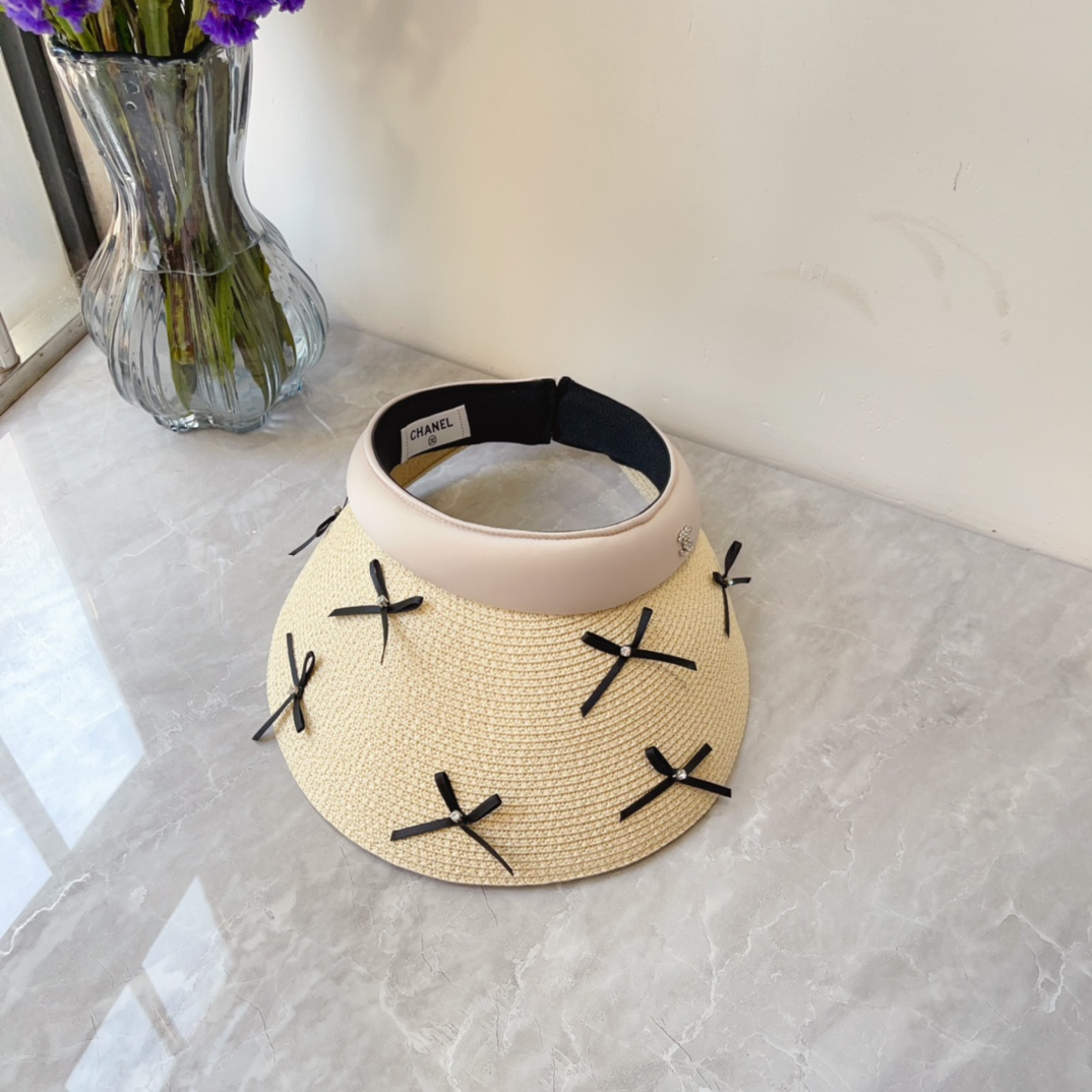 NO:200896,Running volume Xiaoxiang's new satin empty top hat is so friendly to Jimei with big head and high hairline!  What a beautiful and gentle hat fisherman hat baseball hat knit hat, hat, espadrilles, hats19860909跑量 小香新款缎面空顶帽 对大头高发际线的集美也太友好了！ 真是美丽又温柔帽子渔夫帽棒球帽针织帽,帽子,espadrilles,hats,hat