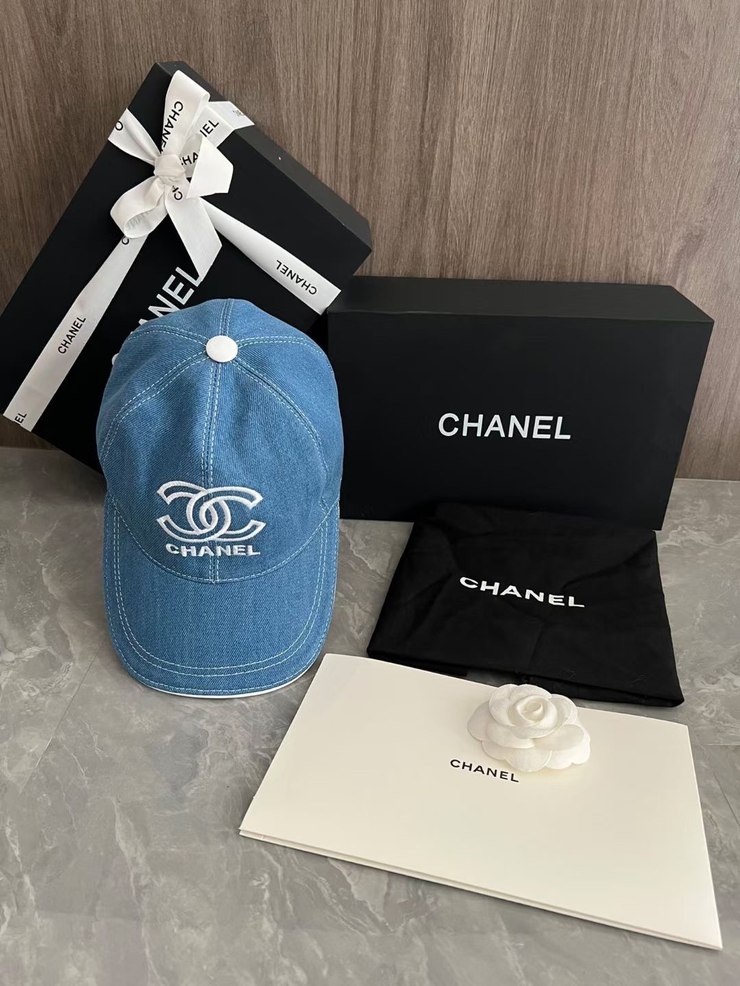 NO:201237,Running volume Chan*l Chanel counter hot baseball cap, three-dimensional embroidery, exquisite and flawless!  Pure cotton fabric, meticulous workmanship!  Hat fisherman hat baseball hat knit hat, hat, chanel, chanel, espadrilles, hats19860909跑量 chan*l香奈儿专柜爆款棒球帽,立体刺绣,精致无暇！纯棉面料,做工细致！帽子渔夫帽棒球帽针织帽,帽子,chanel,chanel,espadrilles,hats,hat
