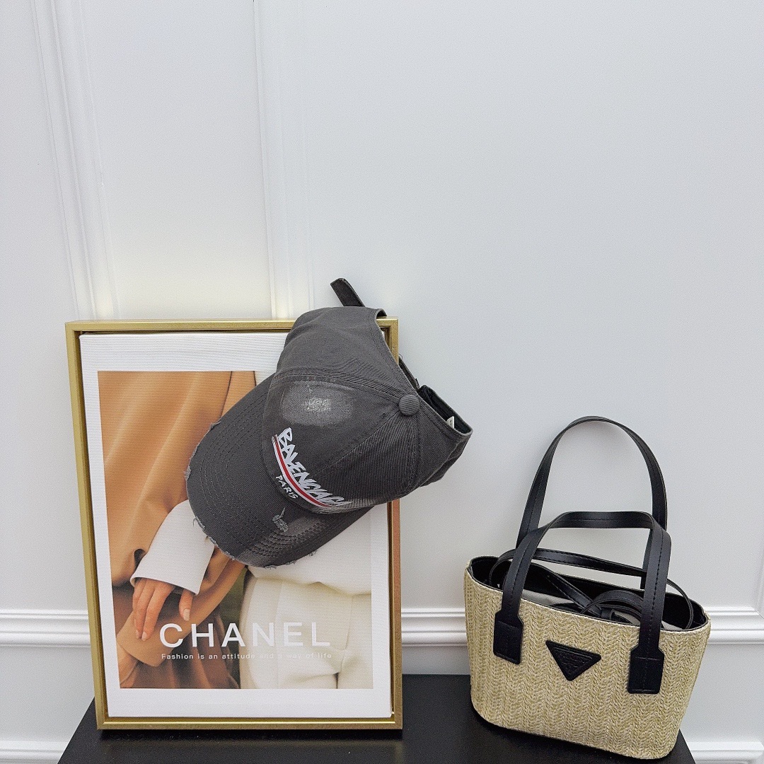 Alta producción: Nuevo modelo de primavera/verano de Balenciaga, gorra de béisbol sin parte superior imprescindible par…