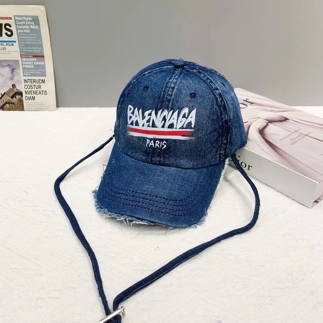 Alta producción: Nueva gorra de béisbol con flecos de Balenciaga, esta gorra es versátil y nunca pasa de moda, con una …