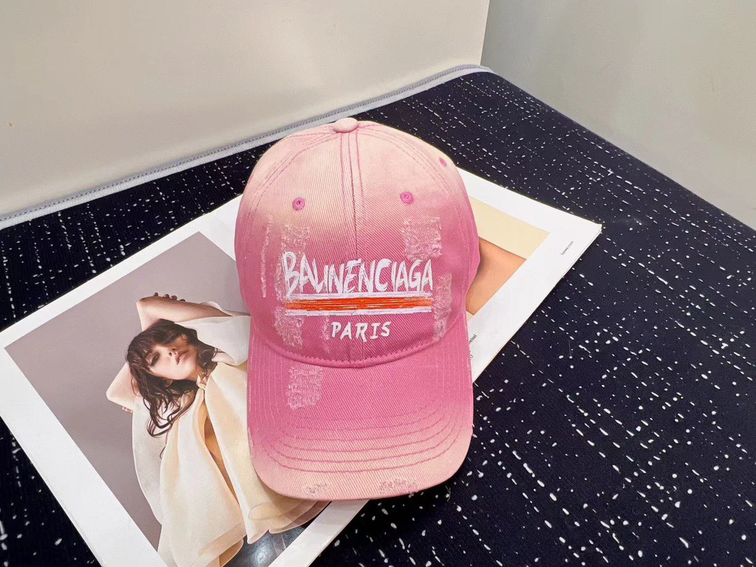 Alta producción: Gorra de béisbol de Balenciaga, nuevo modelo con degradado de colores, elegante y con mucho estilo, un…