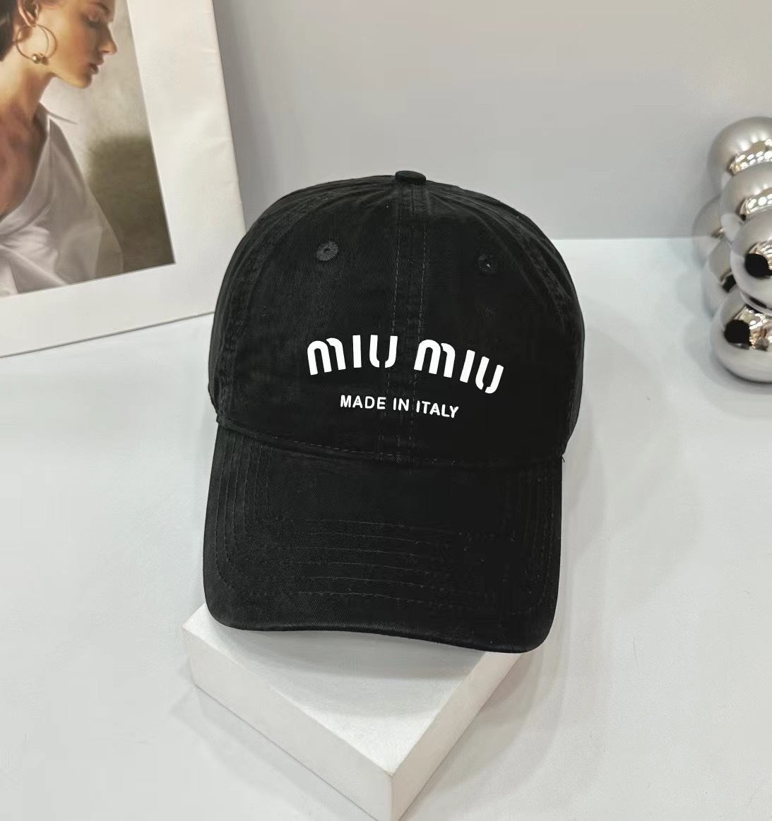 NO:202725,Running volume Miu Miu new baseball cap washing and old baseball cap newly launched washing series, casual and versatile summer wardrobe matching artifact hat fisherman hat baseball cap knit hat, hat, miumiu, espadrilles, hats19860909跑量 Miu Miu新款棒球帽 水洗做旧棒球帽 新推出洗水系列,休闲百搭 夏季衣橱搭配神器帽子渔夫帽棒球帽针织帽,帽子,miumiu,espadrilles,hats,hat
