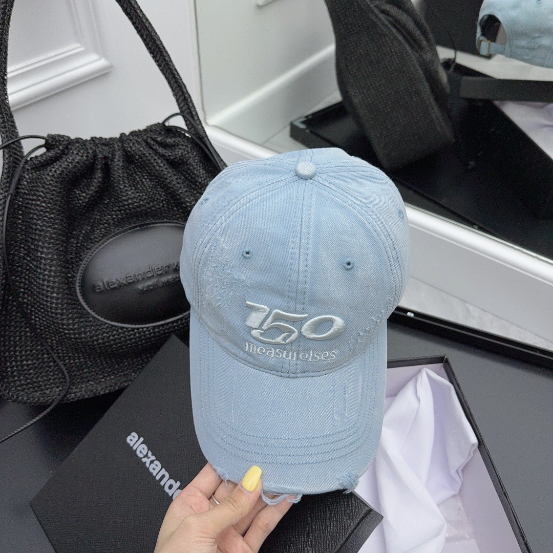 NO:203030,Running volume, new trendy brand embroidered baseball cap, customized version, high-end color system!  Hat fisherman hat baseball hat knit hat, hat, espadrilles,hats19860909跑量 潮牌新款刺绣棒球帽 定制版型,高级感色系！帽子渔夫帽棒球帽针织帽,帽子,espadrilles,hats,hat