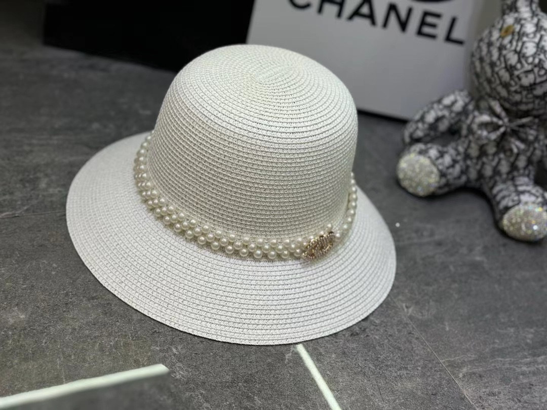 NO:203379,Running quantity Xiaoxiang~ New pearl basin hat pp straw basin hat Must have socialites, head circumference 57cm hat Fisherman hat Baseball hat Knitted hat, hat, espadrilles, hats19860909跑量 小香～新款珍珠盆帽 pp草盆帽 名媛必备,头围57cm帽子渔夫帽棒球帽针织帽,帽子,espadrilles,hats,hat