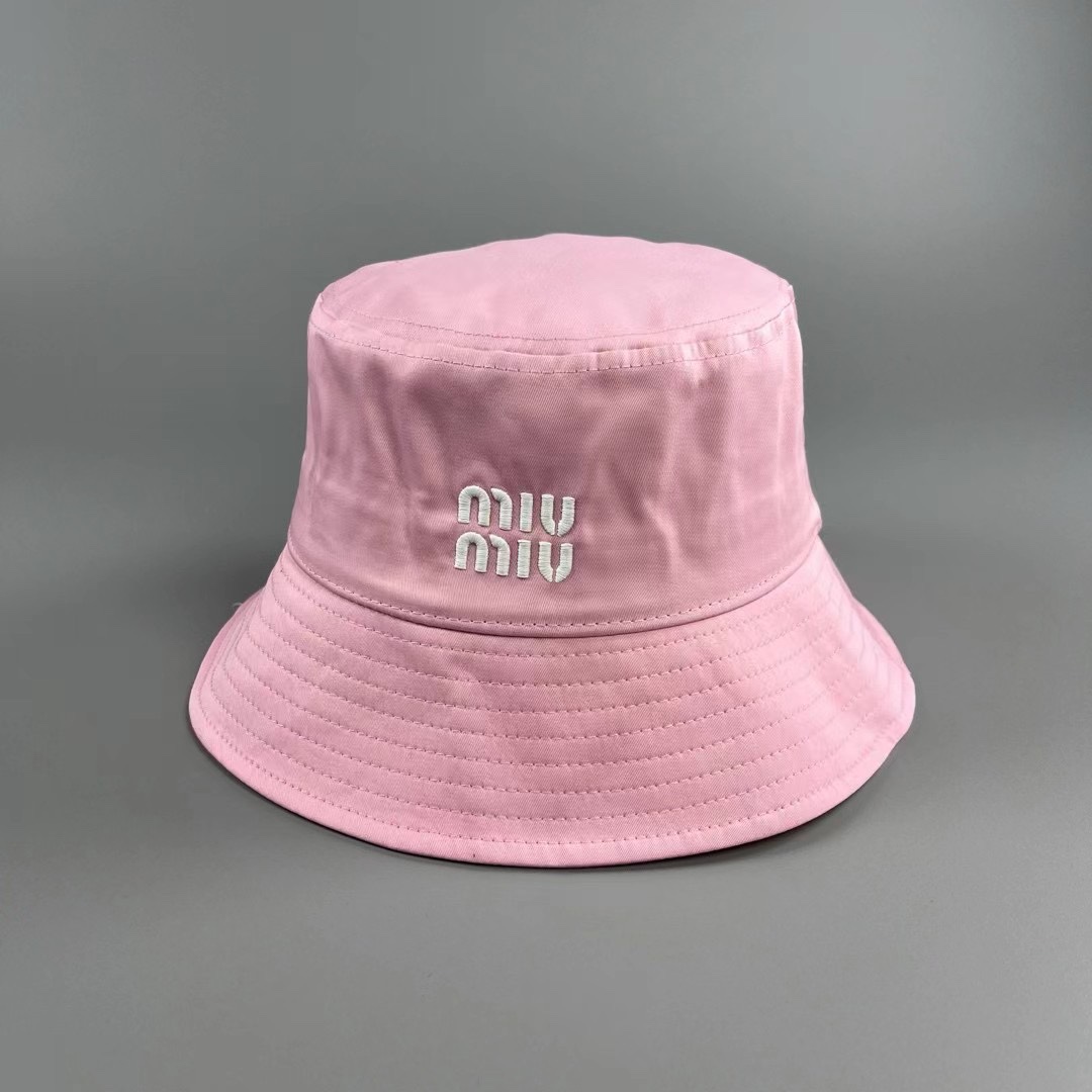 NO:203378,Running volume MIU Spring and Summer Limited Series!  Dopamine is needed in summer. Pure cotton custom version, the hat is very good. The classic popular hat that can be worn for many years. Fisherman's hat, baseball hat, knit hat, hat, miumiu, espadrilles, hats19860909跑量 MIU春夏限定系列！ 夏天就要多巴胺 纯棉定制版,帽型很正 可以戴好多年的经典爆款帽子渔夫帽棒球帽针织帽,帽子,miumiu,espadrilles,hats,hat