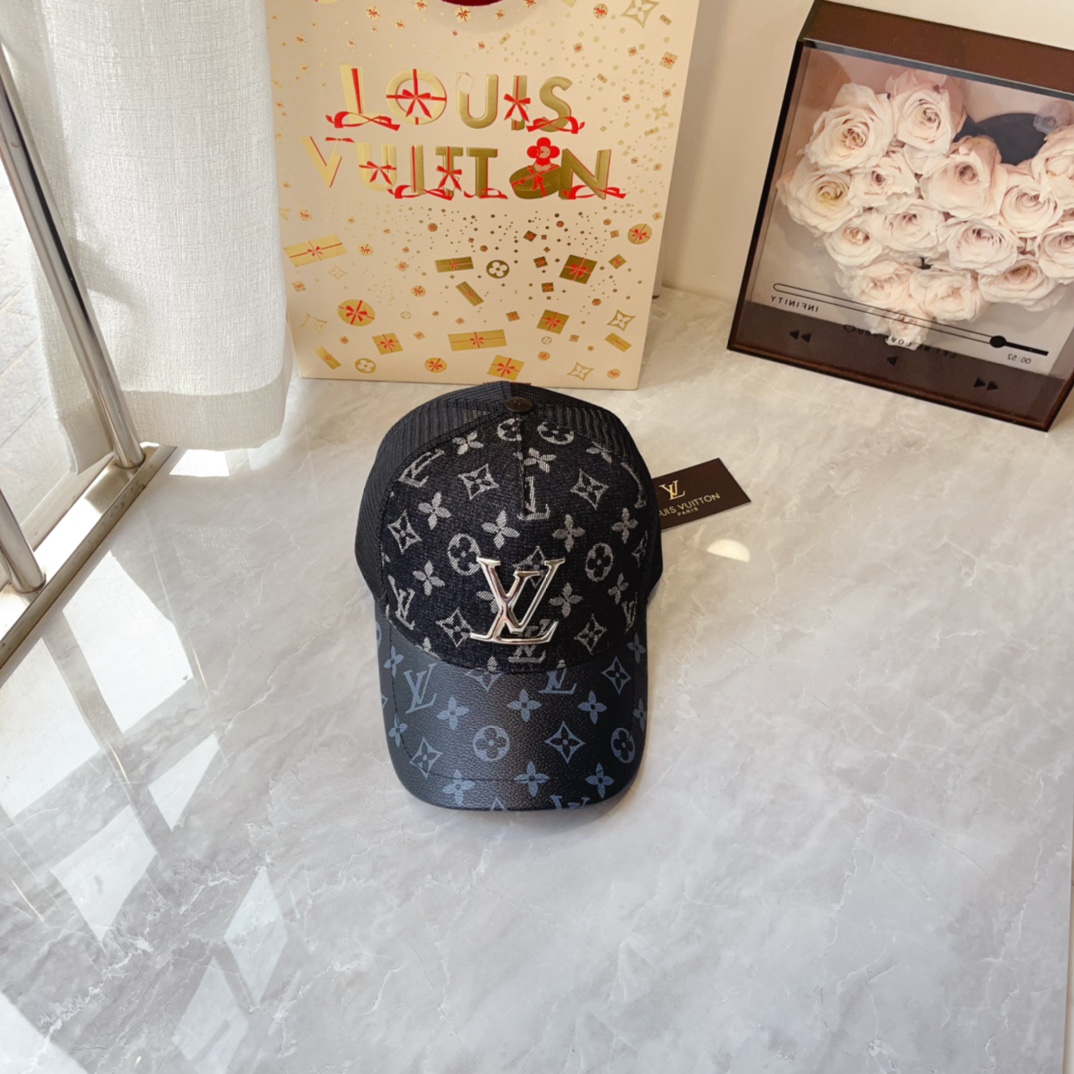 NO:203648,Running volume LV spring and summer new rear net baseball cap versatile color system!  Head circumference: 56-59cm hat Fisherman hat Baseball hat Knitted hat, hat, louis vuitton, espadrilles, hats19860909跑量 LV春夏新款后网棒球帽 百搭色系！ 头围:56-59cm帽子渔夫帽棒球帽针织帽,帽子,louis vuitton,espadrilles,hats,hat