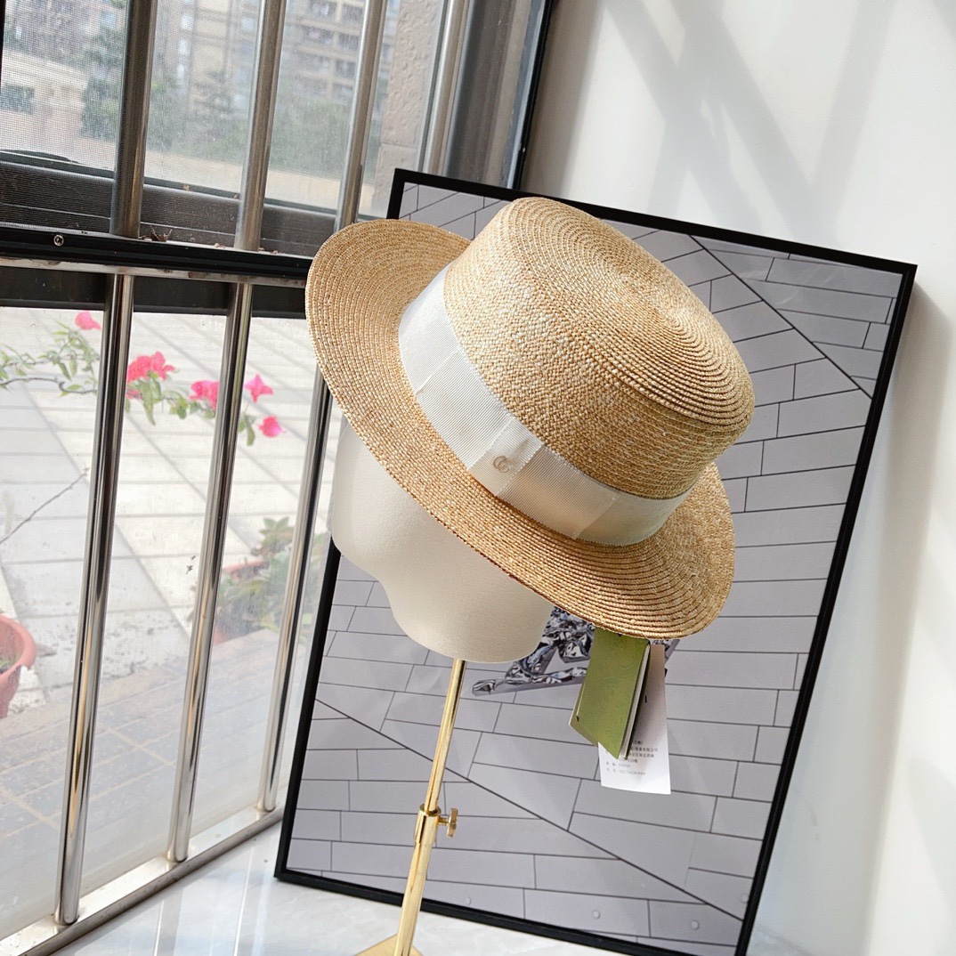 NO:204156,Running volume Customized models No quality, no return or exchange GG original straw straw flat top hat, high-end boutique hat decoration, focusing on high-end customization, restoring the quality of international brands!  The imported ultra-fine wheat straw is uniform and transparent!  The details are handled perfectly!  Customized for fashionable and high-end people!  Collection-level beauty!  Material: Imported ultrafine wheat straw head circumference: 57cm hat Fisherman hat Baseball hat Knitted hat, hat, espadrilles, hats19860909跑量 定制款 无质量不退换 GG原版麦秆草平顶帽 高端精品帽饰,专注高端定制,还原国际大牌品质！ 采用进口超细麦秆草色泽均匀透亮！细节处理完美！ 专为时尚高端人士定制！收藏级美物！ 材质:进口超细麦秆草 头围:57cm帽子渔夫帽棒球帽针织帽,帽子,espadrilles,hats,hat
