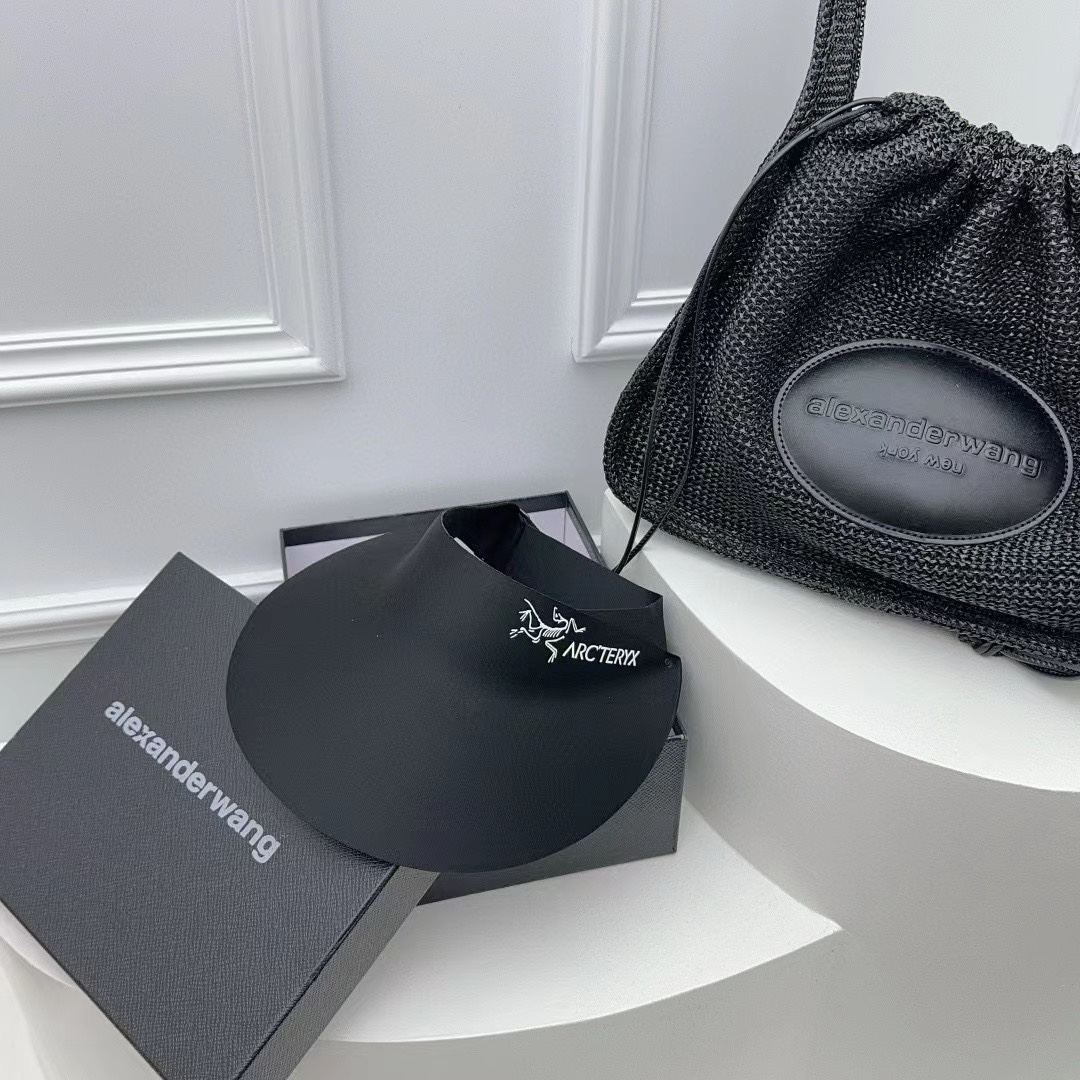 NO:205459,Running volume Archaeoptera bird new style traceless integrated sun protection top hat Hat fisherman hat baseball hat knit hat, hat arc'teryx, espadrilles,hats19860909跑量 始祖鸟新款 无痕一体防晒空顶帽 帽子渔夫帽棒球帽针织帽,帽子arc'teryx,espadrilles,hats,hat