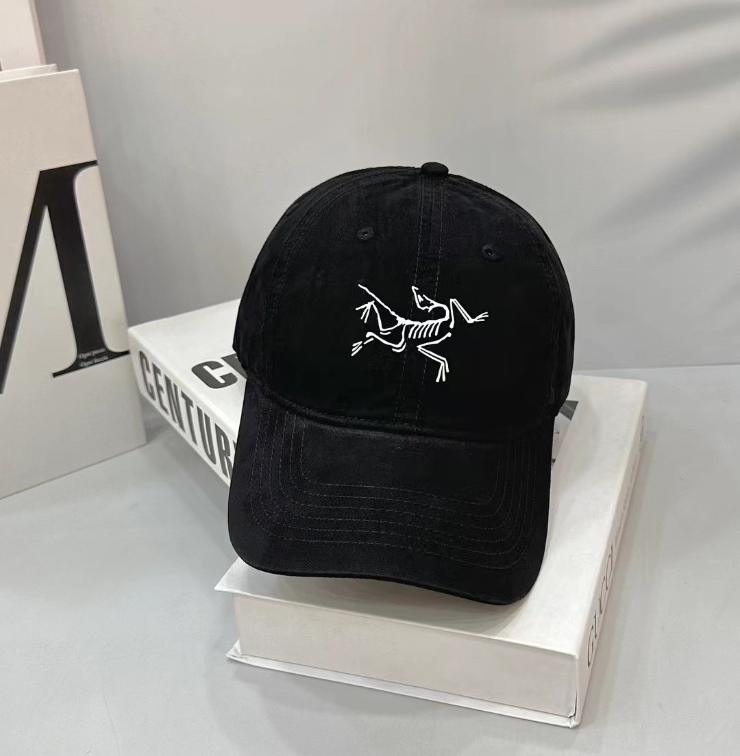 NO:205954,Running volume Archaeopteryx new four-season baseball cap high quality custom logo Material: cotton Head circumference: 56-58 All-can be hat Fisherman's hat Baseball cap Knit hat, hat arc'teryx, espadrilles, hats19860909跑量 始祖鸟新款四季棒球帽 高品质定制logo 材质:棉 头围:56-58均可帽子渔夫帽棒球帽针织帽,帽子arc'teryx,espadrilles,hats,hat