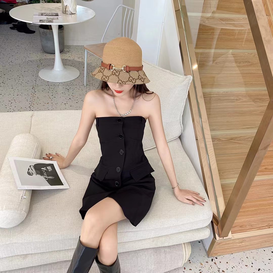 NO:206813,Running volume is new - Horseshoe buckle papyrus cloth splicing basin hat, which is foldable and easy to carry!  Fashionable sunshade, beige khaki, exclusive hat, straw hat, fisherman hat, baseball hat, hat, espadrilles, hats19860909跑量 上新 —— 马蹄扣纸草布拼接盆帽 可折叠携带方便！ 时尚遮阳两不误 米色 卡其色 独家发售帽子草帽渔夫帽棒球帽,帽子,espadrilles,hats,hat