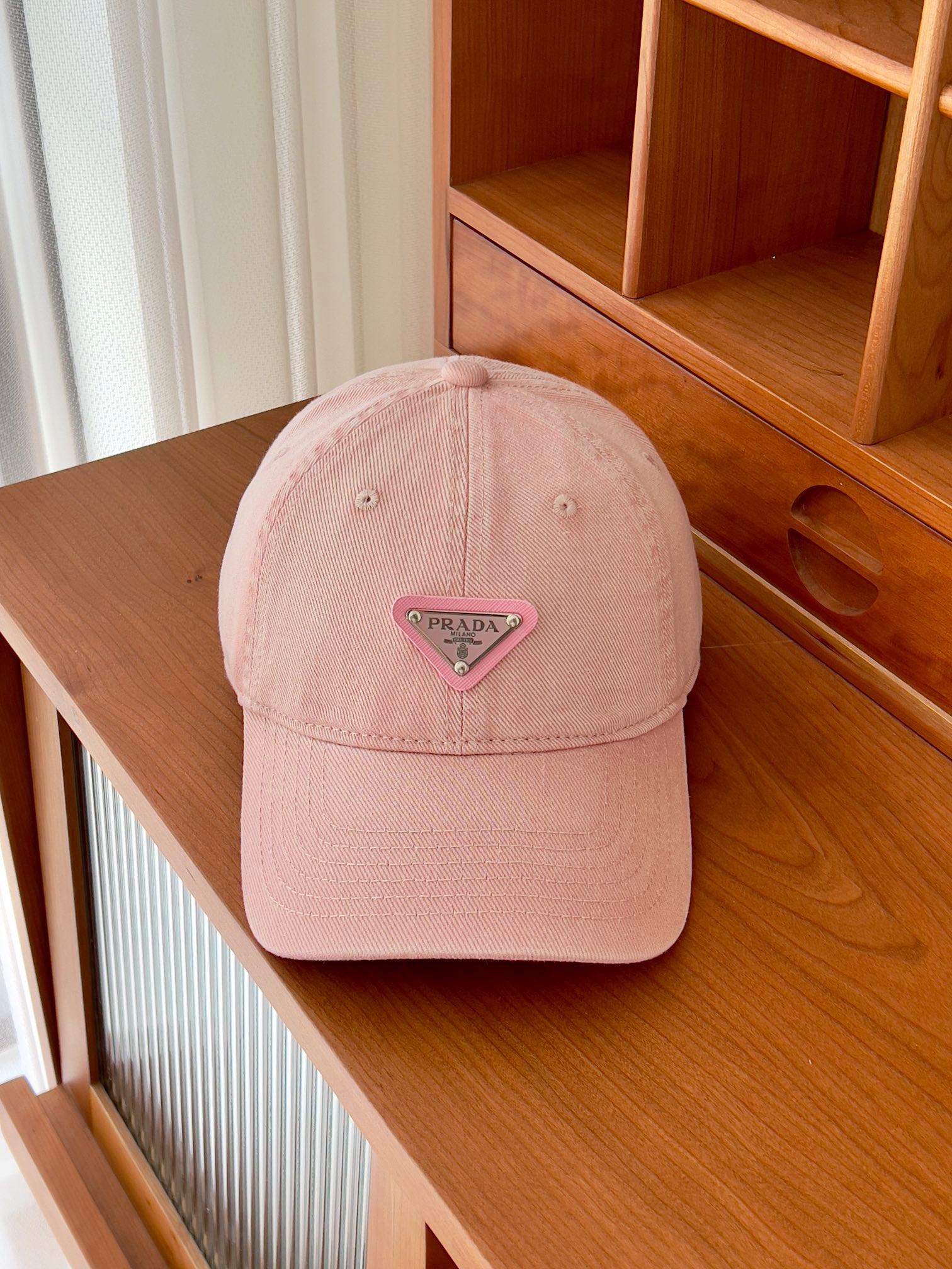 NO:206827,Running volume P home new baseball hat, a bonus tool for daily commuting matching, classic plain hat shape is very versatile, adjustable design is friendly to all head shapes, hats, straw hats, fisherman hats, baseball hats, hats, espadrilles, hats19860909跑量 P家新款棒球帽 日常通勤搭配的加分神器 经典素色帽型非常百搭 可调节的设计对各种头型都友好帽子草帽渔夫帽棒球帽,帽子,espadrilles,hats,hat