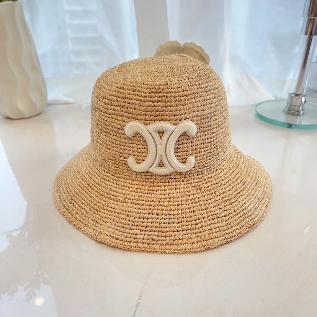 NO:206947,Running volume Celin's new Arc de Triomphe woven straw hat The Rafia smells really good~ This woven straw hat is soft and can be folded and will not deform!  The inner elastic band can be adjusted at will. The top hat is excellent~ plenty of goods!  Smash the order quickly!  Hat Straw Hat Fisherman Hat Baseball Hat, Hats, Celine, espadrilles, hats19860909跑量 Celin新款凯旋门编织草帽 拉菲草自带的味道真的很好闻~ 这个编织的草帽软软的 可以折起来 不会变形！ 内又松紧带 可随意调节 上头帽型超赞~ 大货充足！赶紧砸单哟！ 帽子草帽渔夫帽棒球帽,帽子,celine,espadrilles,hats,hat