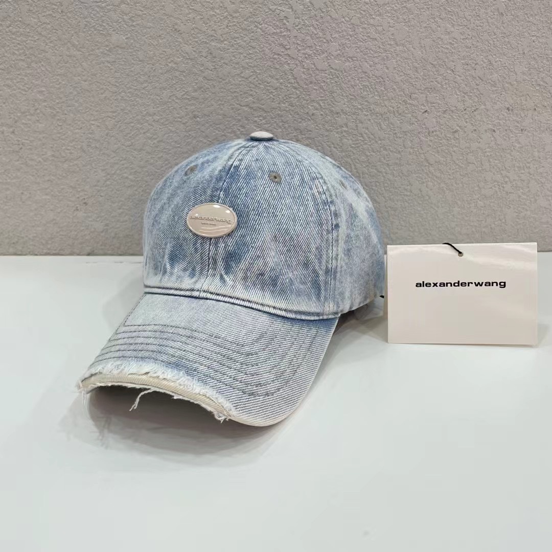 NO:208012,Running volume Wang~ New ripped street style denim baseball cap, personalized and fashionable style, casual and cool feeling, super easy to match!  Material: Cotton Head circumference: 56-58cm hats, straw hats, fisherman hats, baseball hats, hats, espadrilles, hats19860909跑量 Wang～新款破洞街头风牛仔棒球帽,个性时尚款 休闲带点酷酷的感觉,超好搭！ 材质:棉 头围:56-58cm均可帽子草帽渔夫帽棒球帽,帽子,espadrilles,hats,hat