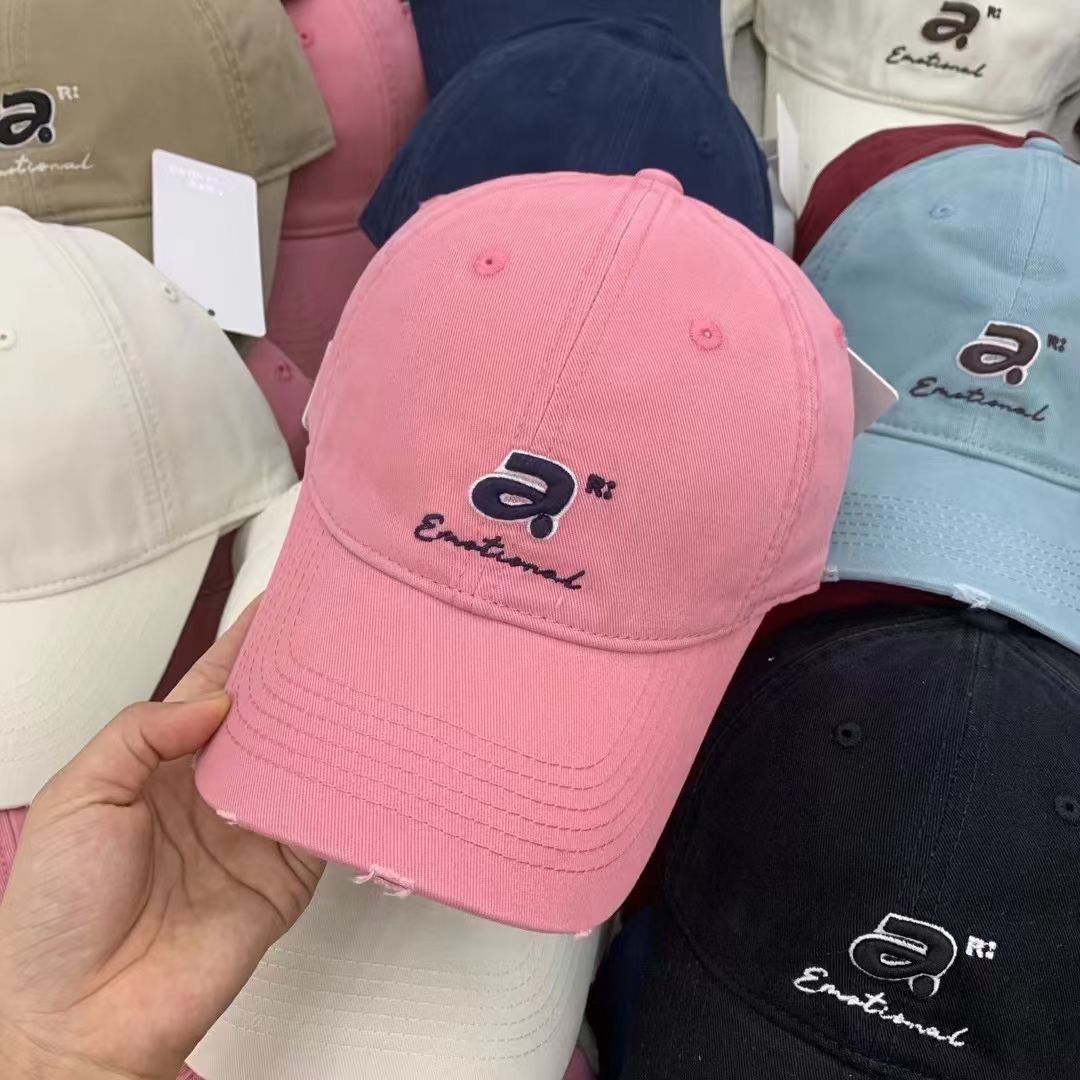 NO:208092,Running volume, new trendy baseball hats, bonus artifacts for daily commuting, classic plain hats, very versatile, adjustable design is friendly to all head shapes, hats, straw hats, fisherman hats, baseball hats, hats, espadrilles, hats19860909跑量 潮牌新款棒球帽 日常通勤搭配的加分神器 经典素色帽型非常百搭 可调节的设计对各种头型都友好帽子草帽渔夫帽棒球帽,帽子,espadrilles,hats,hat