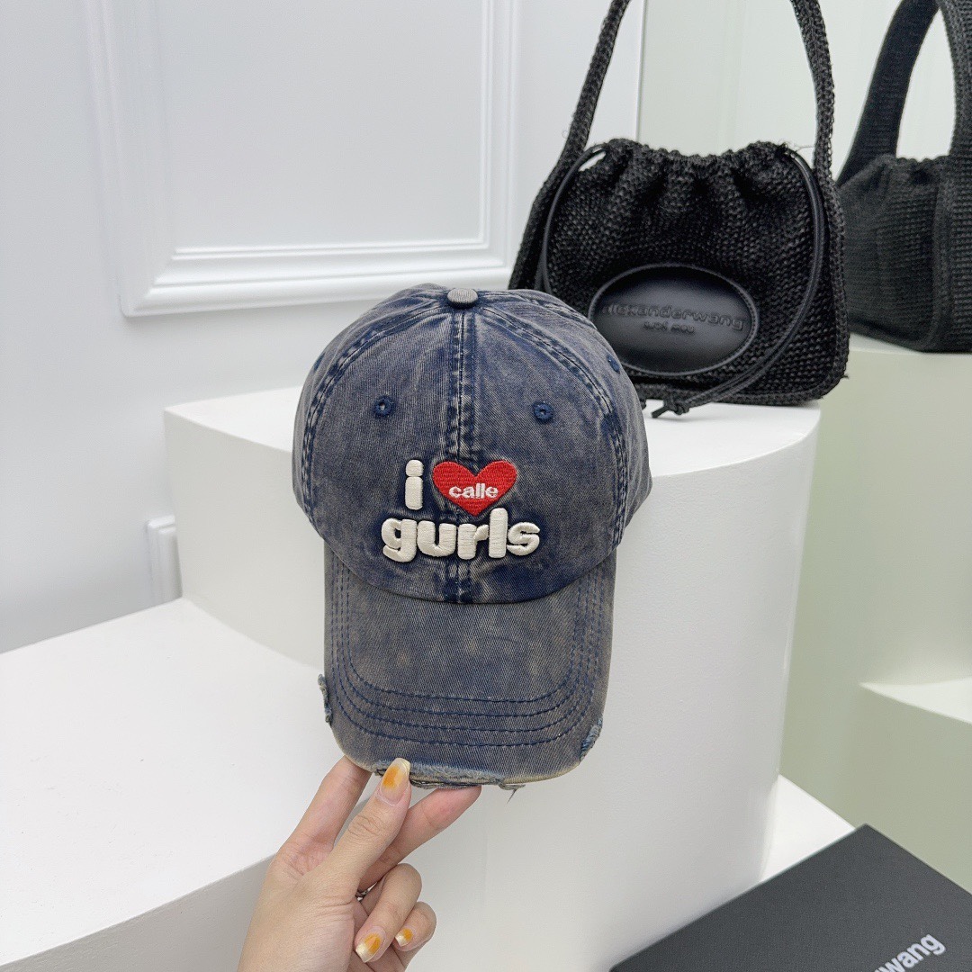 NO:209319,Running volume Korean designer style embroidery high version New colors are very fashionable. Fashionable baseball hat hat straw hat fisherman hat baseball hat, hat, espadrilles, hats19860909跑量 韩国设计师款 刺绣高版本 新出的颜色每一个都很洋气 网红明星都爱的时尚棒球帽帽子草帽渔夫帽棒球帽,帽子,espadrilles,hats,hat