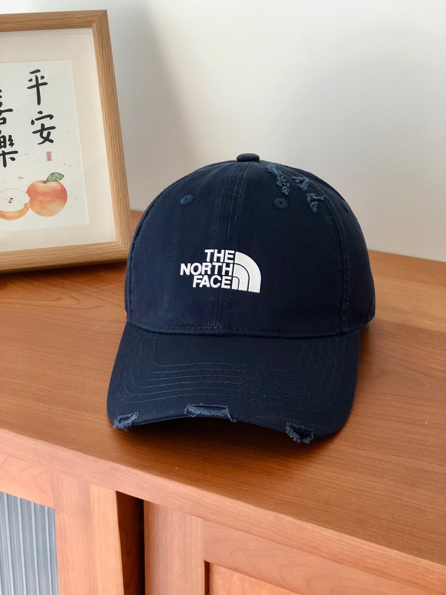 NO:210828,Running volume The latest baseball cap on the north side is very good to match, the lazy style is displayed in minutes, the face is bare-faced and the color combination is super tasteful. It is so recommended, whoever wears it looks good!  !  !  Hat Straw Hat Fisherman Hat Baseball Hat, Hats, The North Face, espadrilles,hats19860909跑量 北面最新款棒球帽 款式很好搭配,慵懒风分分钟展现,素颜显脸小拼色超有品味 太推荐了,谁戴谁好看！！！帽子草帽渔夫帽棒球帽,帽子,The North Face,espadrilles,hats,hat