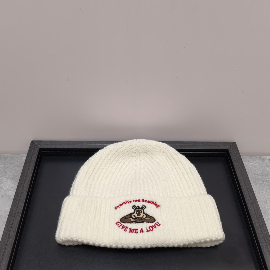 NO:212360,Running volume: The new cold-cap knitted hat in autumn and winter of Bear, super soft and elastic, very warm, and has a wonderful shape!  Hat fisherman hat baseball hat knit hat, hat, espadrilles,hats19860909跑量 小熊秋冬新款冷帽针织帽 超级软弹力超级大,非常保暖,凹造型绝了！帽子渔夫帽棒球帽针织帽,帽子,espadrilles,hats,hat