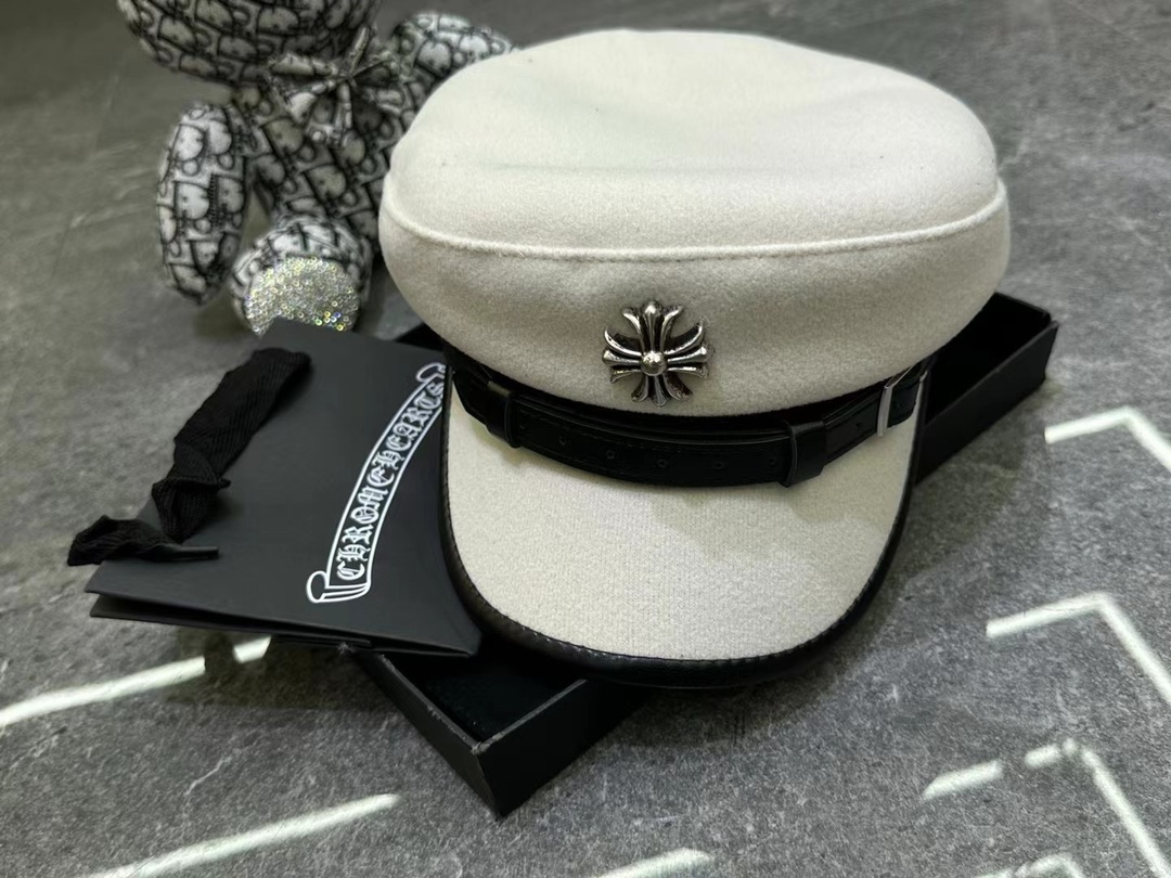 NO:212347,Running volume Croxin's new leather military cap Newspaper hat A super high-end military cap!  Absolutely handsome and elegant!  The hat shape and workmanship are invincible, and it must be included in the series in autumn and winter!  Material: artificial leather Head circumference: 58cm hat Fisherman hat Baseball hat Knit hat, hat, chrome hearts, espadrilles, hats19860909跑量 克罗心新款皮军帽报童帽 超高级的一款军帽呦！绝对帅气优雅！帽型和做工都无敌好,秋冬季搭配必入系列！ 材质:人造皮革 头围:58cm帽子渔夫帽棒球帽针织帽,帽子,chrome hearts,espadrilles,hats,hat