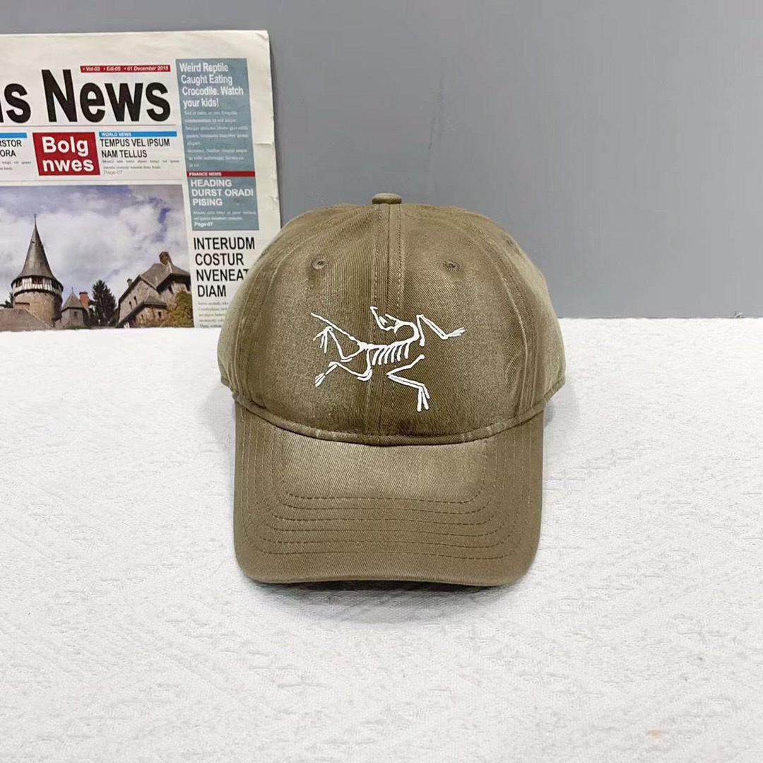 NO:212912,Running volume, Archaeopteryx's new wash baseball cap, sweet and cool baseball cap, ~ a must-have for fashionable essence!  Soft top casual hat type, comfortable and soft, with twill cotton fabric, which is both a non-faced artifact and the finishing touch of outfits!  Hat Fisherman Hat Baseball Hat Knitted Hats, Hats Arc'teryx, espadrilles, hats19860909跑量 始祖鸟新款洗水棒球帽 甜酷棒球帽~时髦精必备款！ 软顶休闲帽型 舒适柔软 采用斜纹棉质面料 既是素颜神器又是穿搭的点睛之笔！帽子渔夫帽棒球帽针织帽,帽子arc'teryx,espadrilles,hats,hat