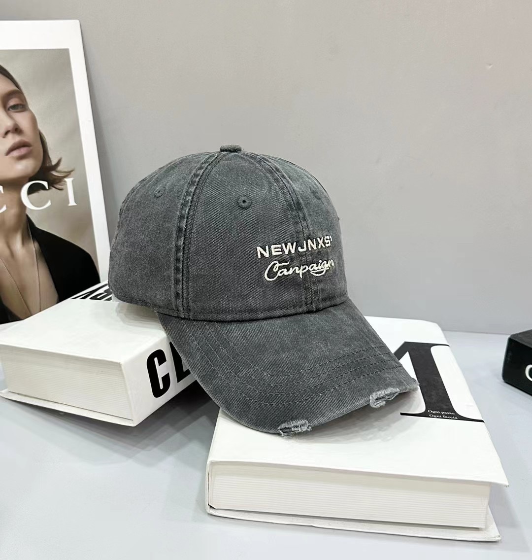 NO:212916,Running volume, new fashion brand washing baseball cap, sweet and cool baseball cap, fashionable essence!  Soft top casual hat type, comfortable and soft, with twill cotton fabric, which is both a non-faced artifact and the finishing touch of outfits!  Hat fisherman hat baseball hat knit hat, hat, espadrilles,hats19860909跑量 潮牌新款洗水棒球帽 甜酷棒球帽~时髦精必备款！ 软顶休闲帽型 舒适柔软 采用斜纹棉质面料 既是素颜神器又是穿搭的点睛之笔！帽子渔夫帽棒球帽针织帽,帽子,espadrilles,hats,hat