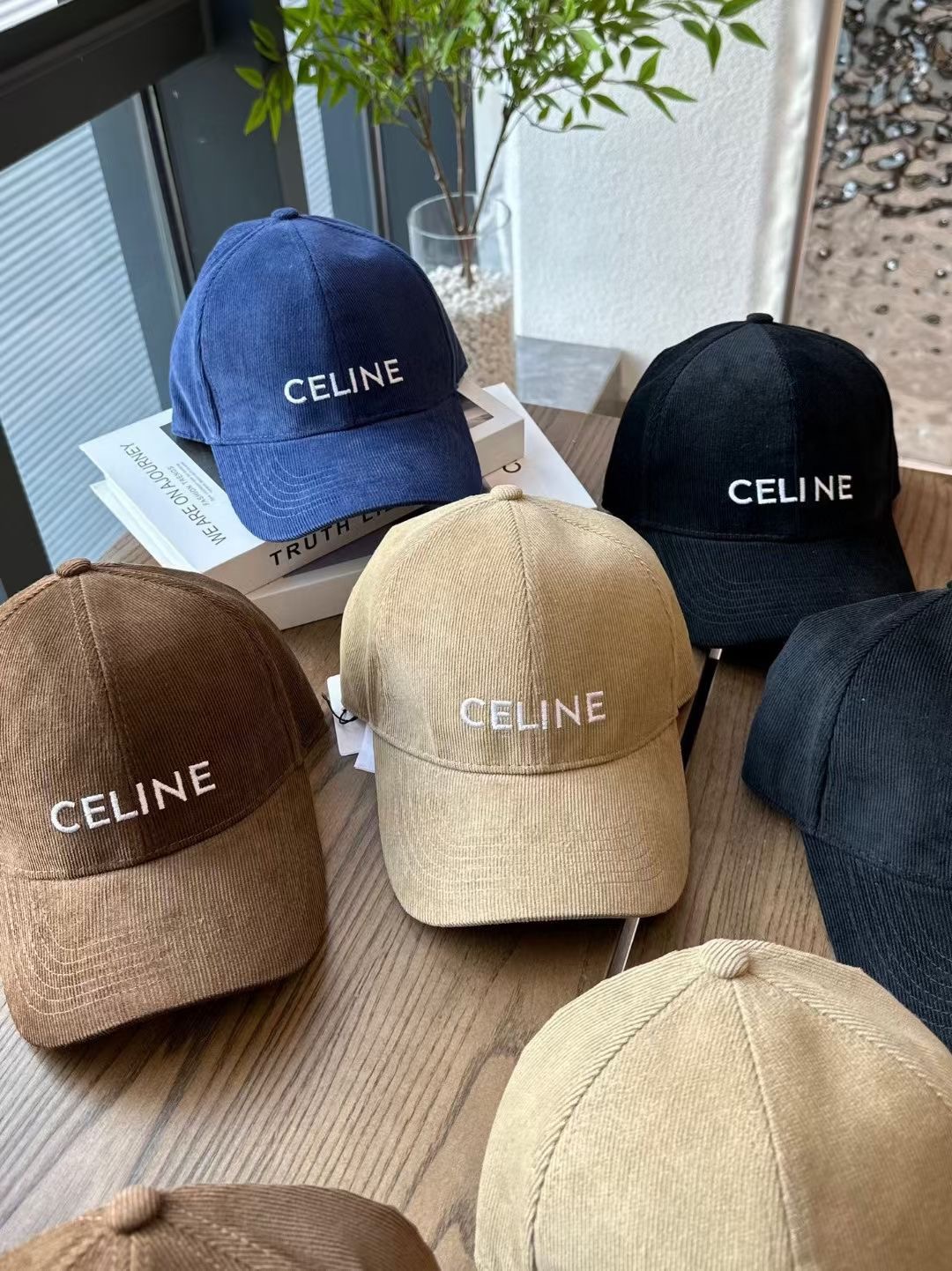 Venta al por mayor Celi～nuevo sombrero de béisbol de terciopelo para hombre y mujer, un estilo muy versátil, mismo esti…