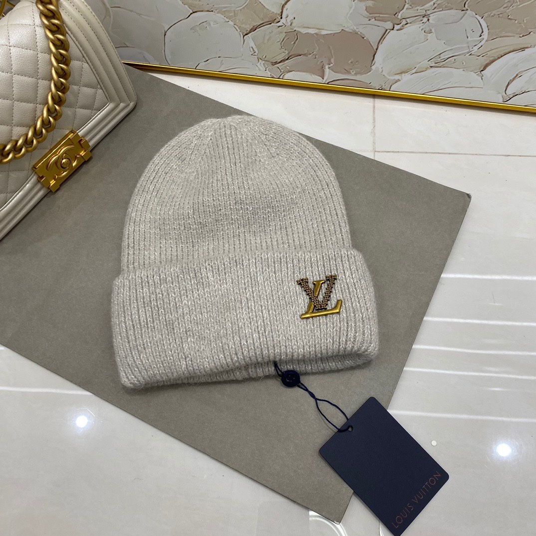 NO:214363,Running meter Donkey ~ Angora rabbit wool knitted thick flip wool hat at autumn and winter. Heavy high-value fairy knitted hat at the end of the year, super fairy Angora rabbit wool, very sweet color, huge and versatile, not picky in head shape, and extremely soft and glutinous. High elastic rabbit wool undeformed hat Fisherman's hat Baseball hat Knit hat, hat, louis vuitton, louis vuitton, espadrilles, hats19860909跑量 驴家～秋冬安哥拉兔毛羊毛针织厚翻边毛线帽 年末重磅高颜值仙女针织帽,超仙的安哥拉兔羊毛, 色系很甜美,巨百搭,不挑头型,手感软糯无比 高弹力兔羊毛不变形帽子渔夫帽棒球帽针织帽,帽子,louis vuitton,louis vuitton,espadrilles,hats,hat