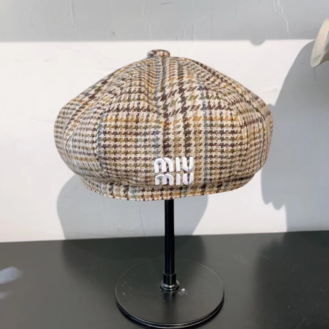 NO:214340,Running baseball cap 55 beret 60 new - miu embroidered houndstooth head circumference 55~58cm uniform color hat fisherman hat baseball cap knit hat, hat, miumiu, espadrilles,hats19860909跑量棒球帽55 贝雷帽60 上新 — miu刺绣千鸟格 头围55～58cm 均色帽子渔夫帽棒球帽针织帽,帽子,miumiu,espadrilles,hats,hat