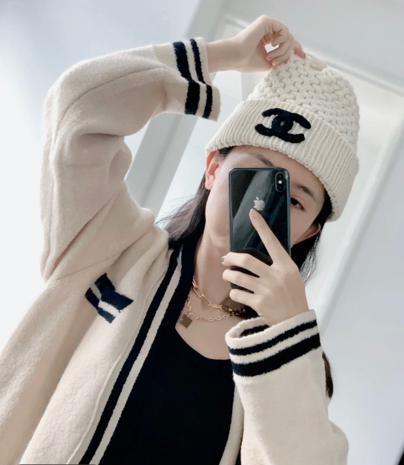 NO:214613,Running volume Ch@nel Xiang Grandma's new pineapple pattern cashmere knit hat in counter. Wirelessly recommended Xiang Grandma's knit hat, which is very cost-effective!  Super versatile small hat paper ~ very thick, photo-taking dent shape is absolutely amazing hat fisherman hat baseball hat knit hat, hat, espadrilles, hats19860909跑量 Ch@nel 香奶奶专柜新款菠萝纹羊绒针织帽 无线推荐香奶奶家的针织帽,性价比好高！ 超百搭的小帽纸～很厚实,拍照凹造型绝绝子帽子渔夫帽棒球帽针织帽,帽子,espadrilles,hats,hat