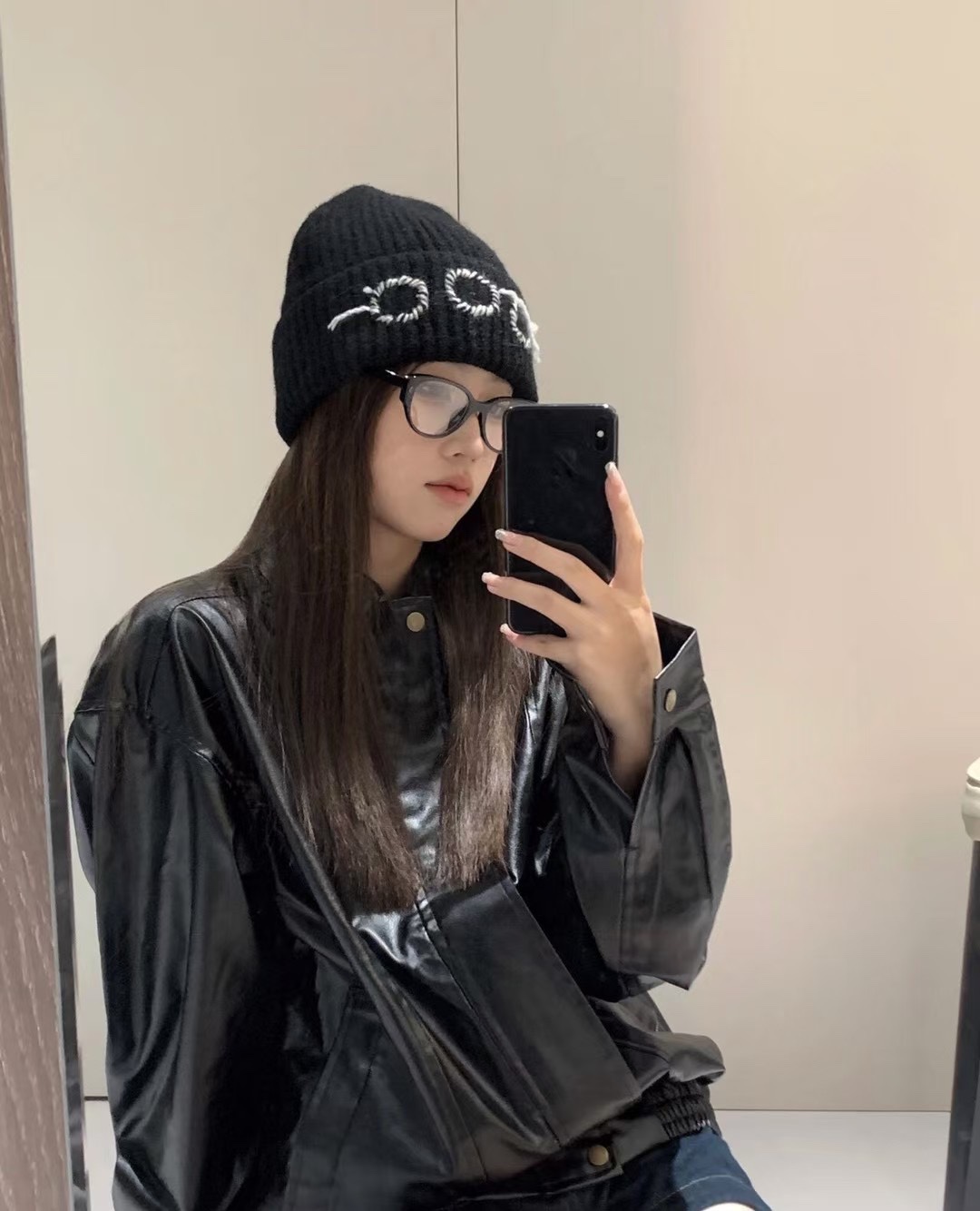 NO:215063,Running volume New - Q knitted hat Spot Black Dark Gray Beige Exclusive Customized Elegant and elegant hat Fisherman's hat Baseball hat Knitted hat, hat, espadrilles, hats19860909跑量 上新 —— Q针织帽 现货 黑色 深灰 米色 独家定制 优雅气质款帽子渔夫帽棒球帽针织帽,帽子,espadrilles,hats,hat