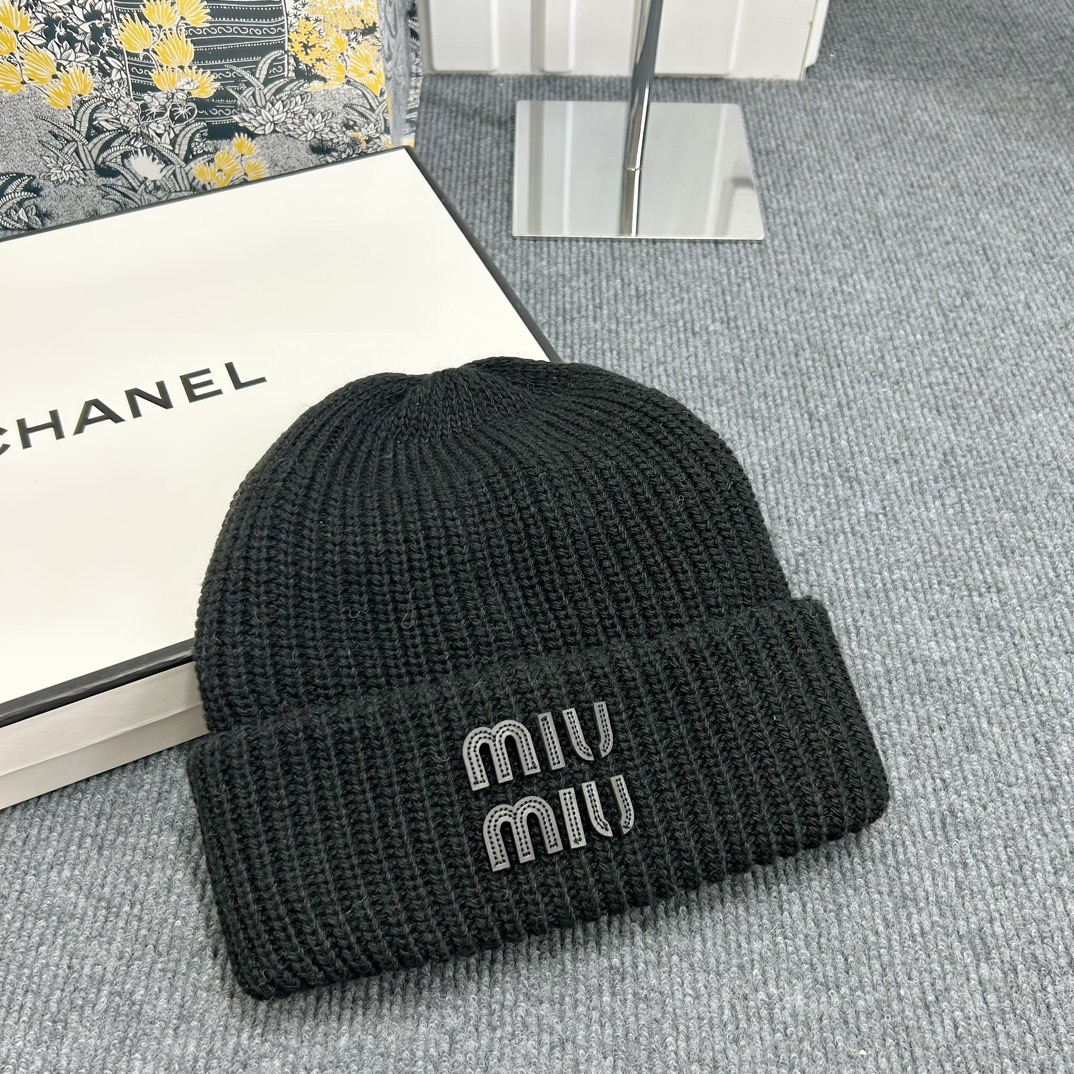 NO:215077,Running volume MiuMiu~New autumn and winter cold hat knitted hats are super soft and elastic, very warm, and have a wonderful shape!  Hat fisherman hat baseball hat knit hat, hat, miumiu, espadrilles, hats19860909跑量 MiuMiu～秋冬新款冷帽针织帽 超级软弹力超级大,非常保暖,凹造型绝了！帽子渔夫帽棒球帽针织帽,帽子,miumiu,espadrilles,hats,hat
