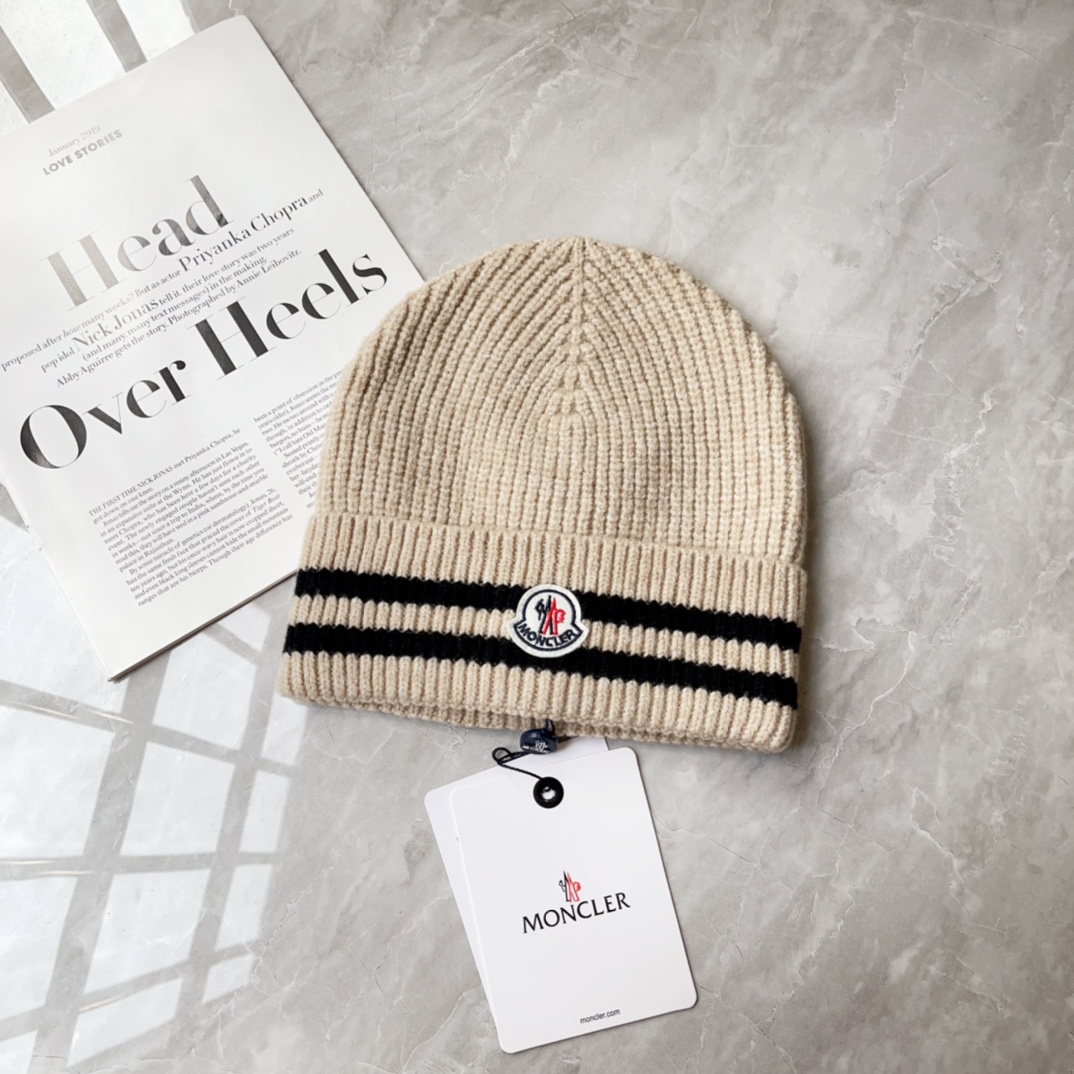 NO:215138,Running volume Moncler ~ Fall and winter hot cold hat Knitted wool style versatile small items with closed eyes All size hat Fisherman hat Baseball hat Knitted hat, hat, christian louboutin, espadrilles, hats19860909跑量 Moncler～秋冬爆款冷帽 针织羊毛款 闭眼入的百搭小单品 均码帽子渔夫帽棒球帽针织帽,帽子,christian louboutin,espadrilles,hats,hat